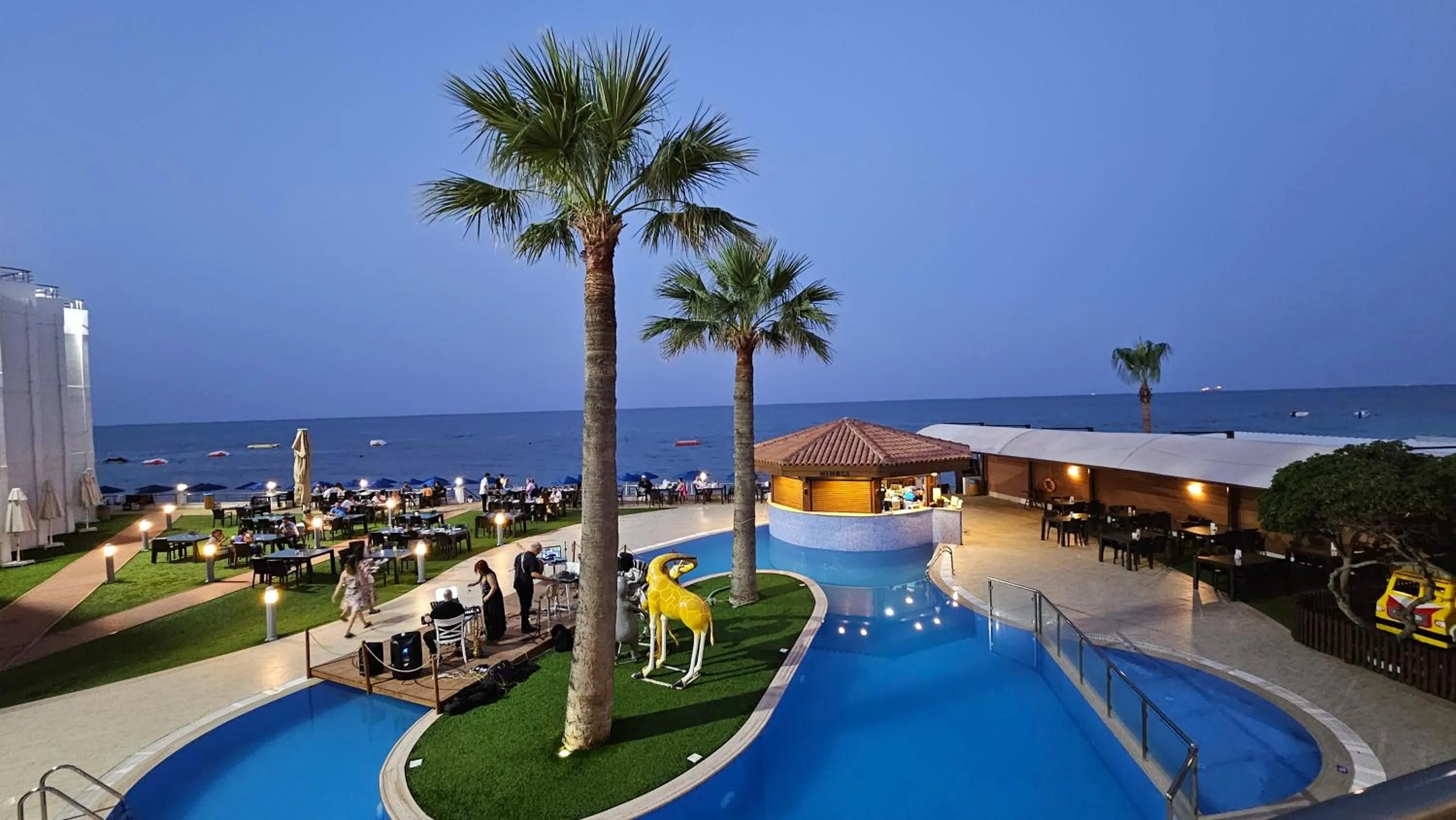 Mimoza Beach Hotel