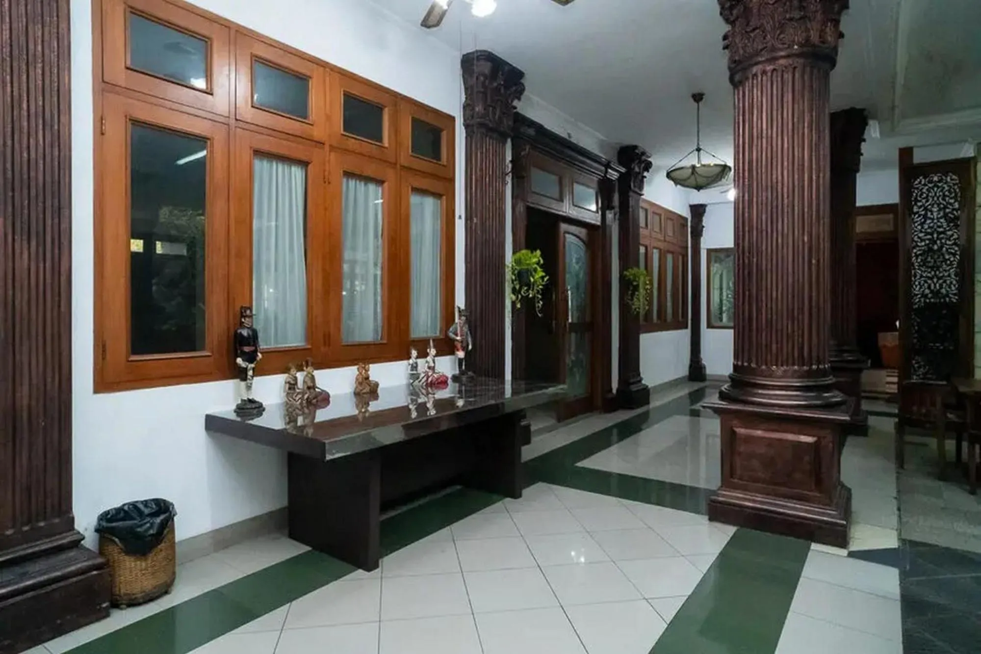 Property building in Puri Saras Bintaro Syariah Mitra RedDoorz