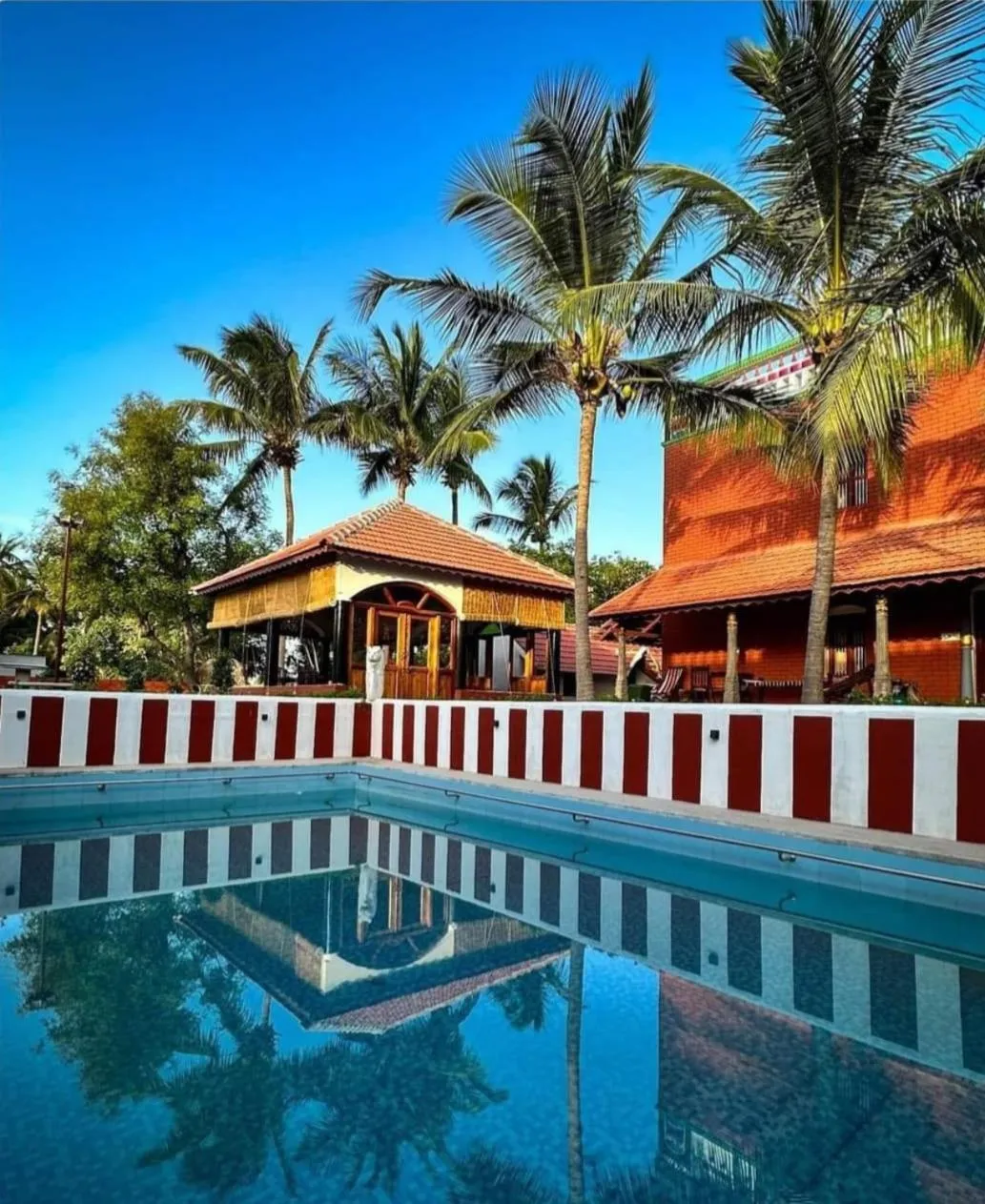 Swimming pool in CHETTINAD HERITAGE WELLNESS RESORTS
