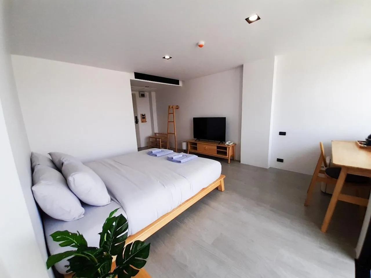 Bedroom, Bed in Tassanaplace Boutique Hotel (ฺBansuan)