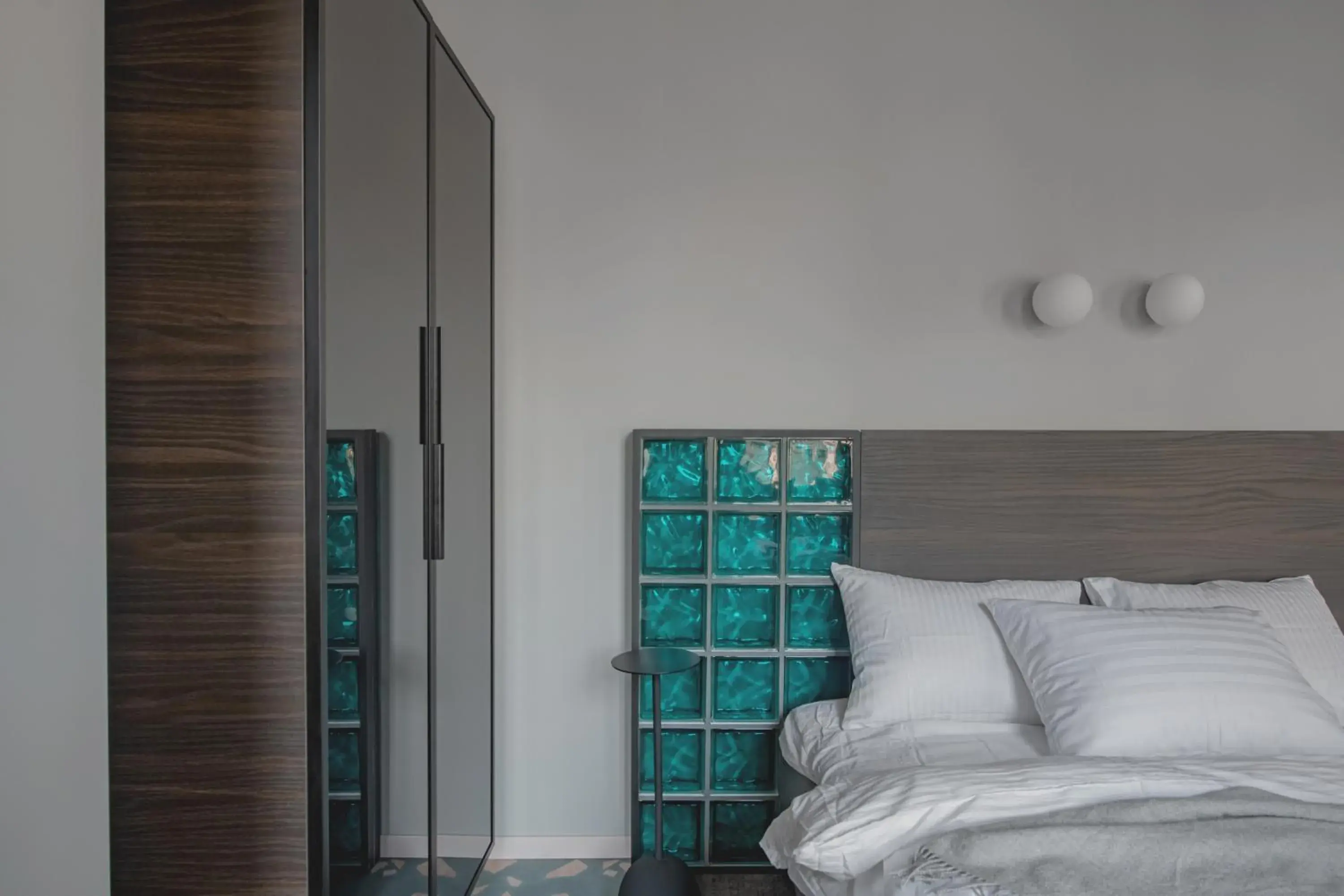 Double Room with Balcony - single occupancy in Resume apartments Double Room with Balcony - single occupancy in Resume apartments
