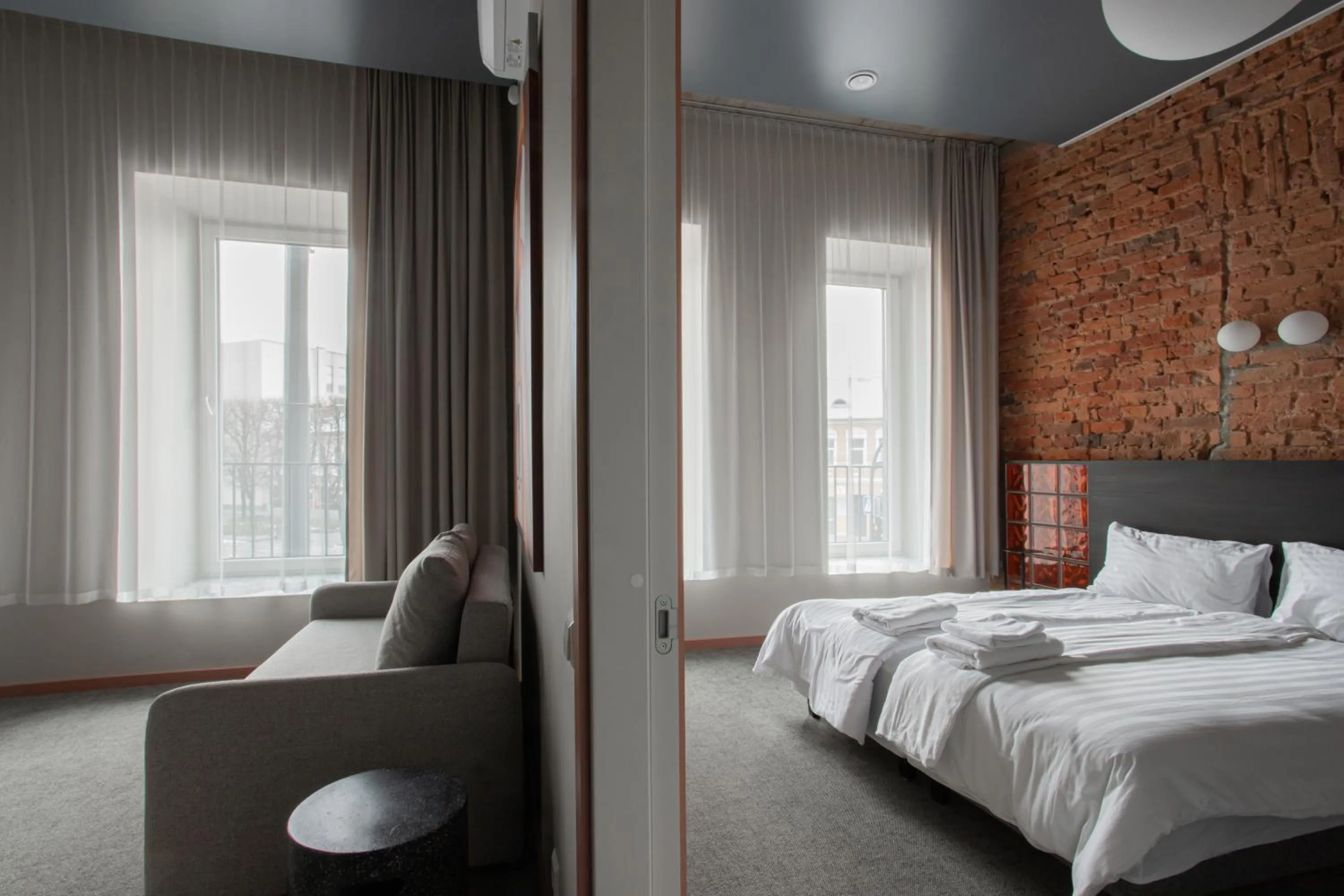 Bed in Resume apartments