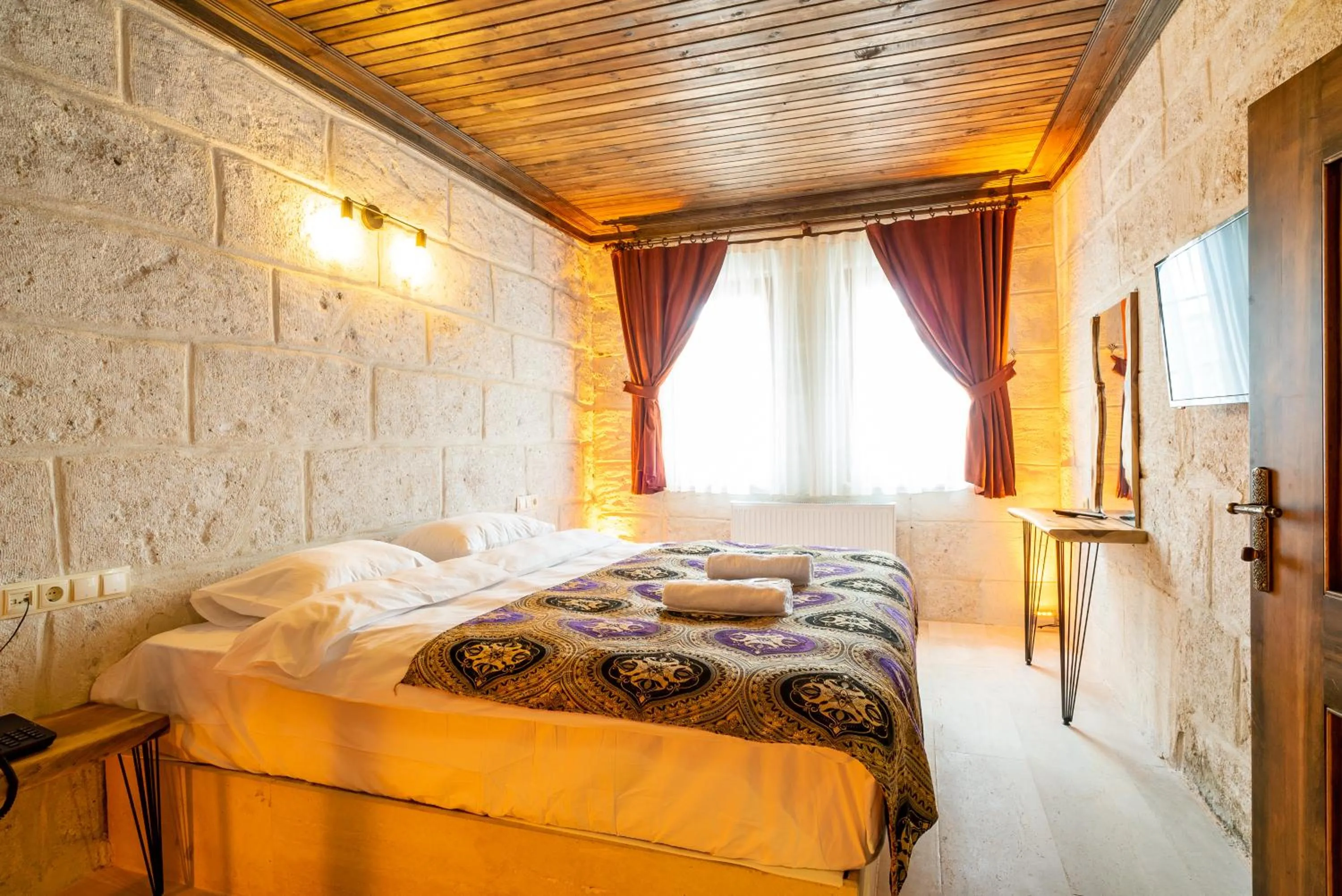 Bed in Cappadocia Snora Cave