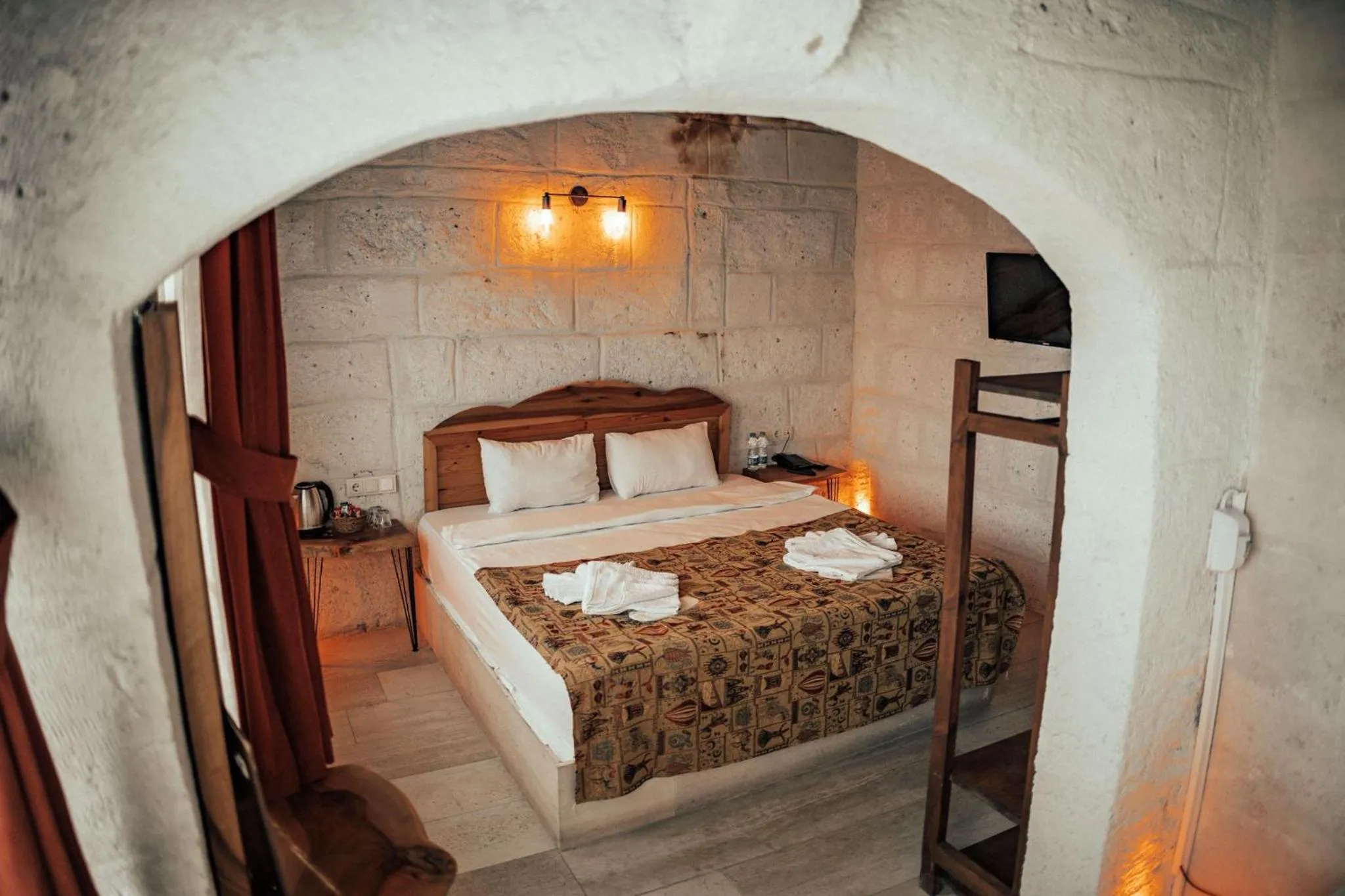 Bedroom, Bed in Cappadocia Snora Cave