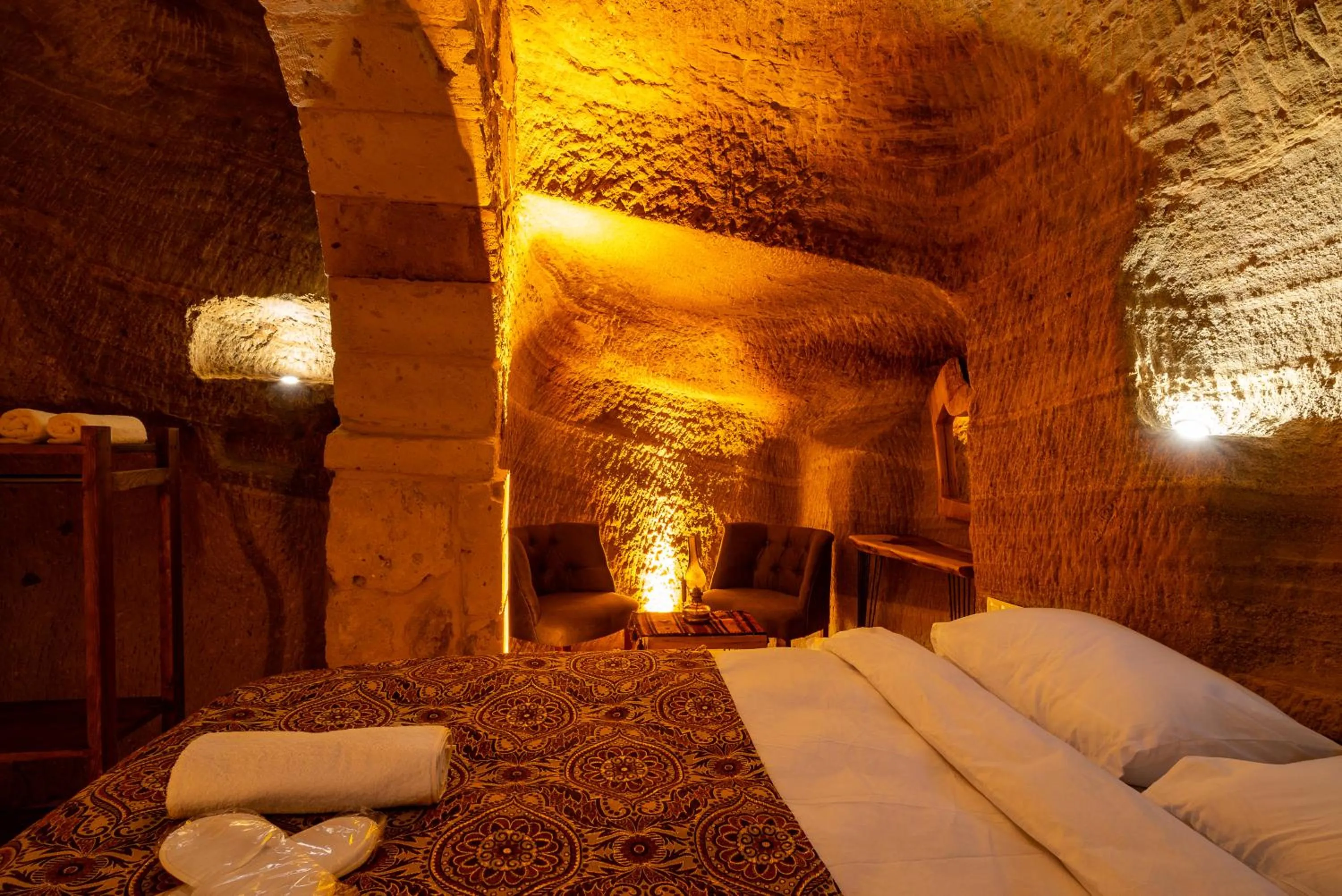 Bed in Cappadocia Snora Cave