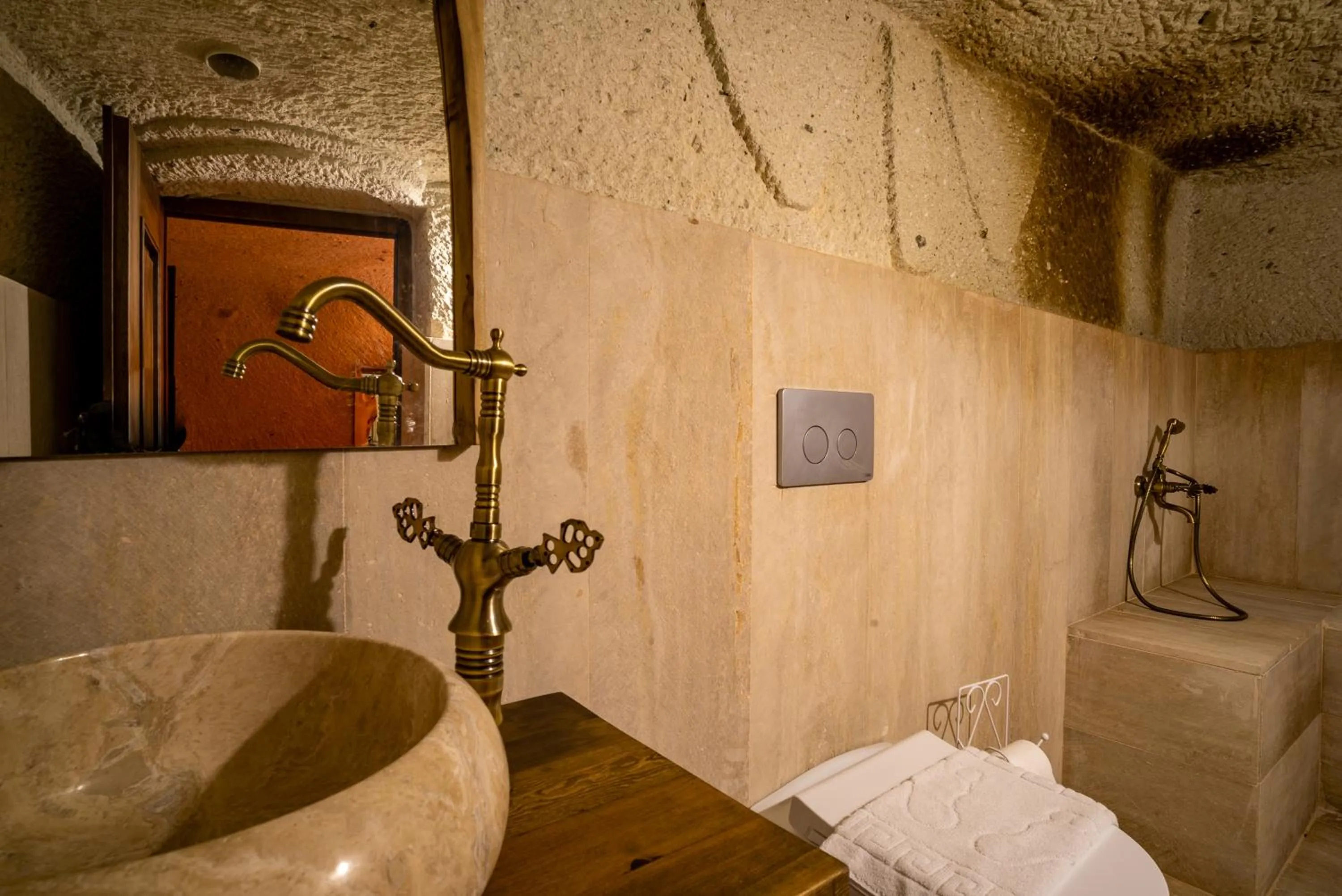 Bathroom in Cappadocia Snora Cave