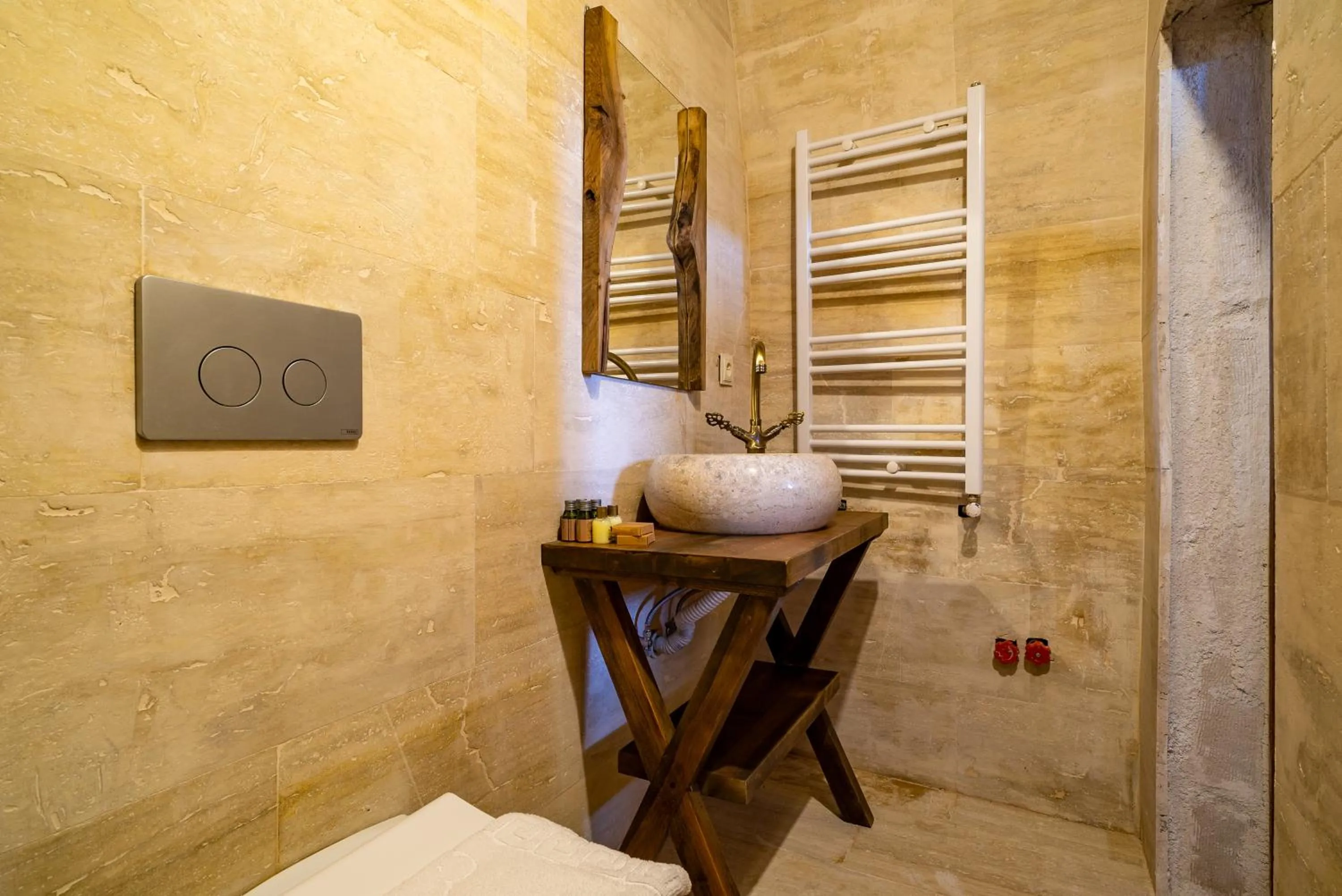 Bathroom in Cappadocia Snora Cave