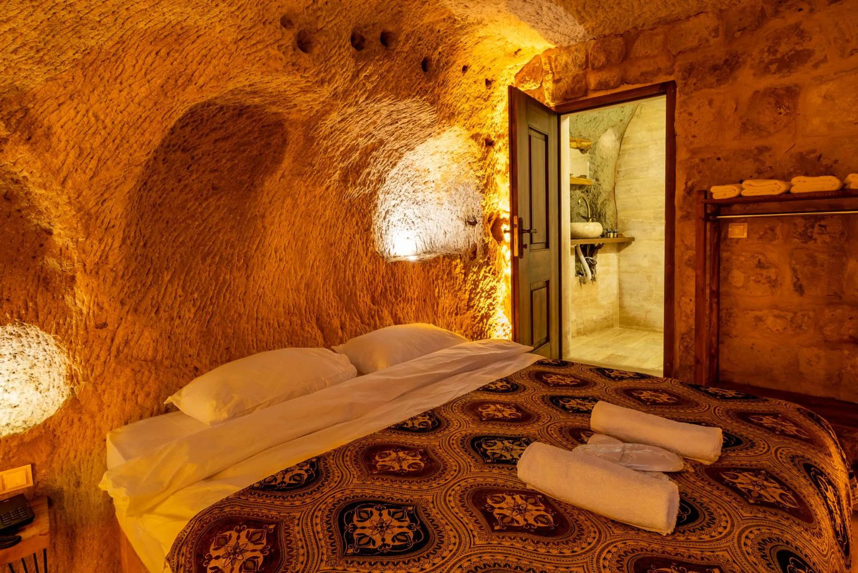 Bed in Cappadocia Snora Cave