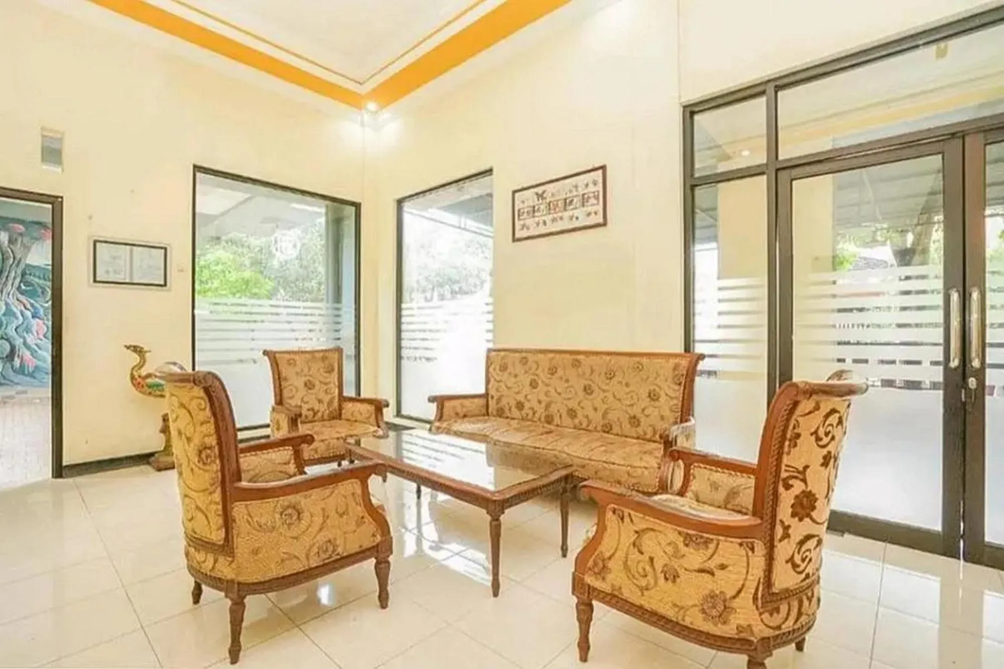 Seating area in Penginapan Sinar Harapan near GOR Mastrip Probolinggo