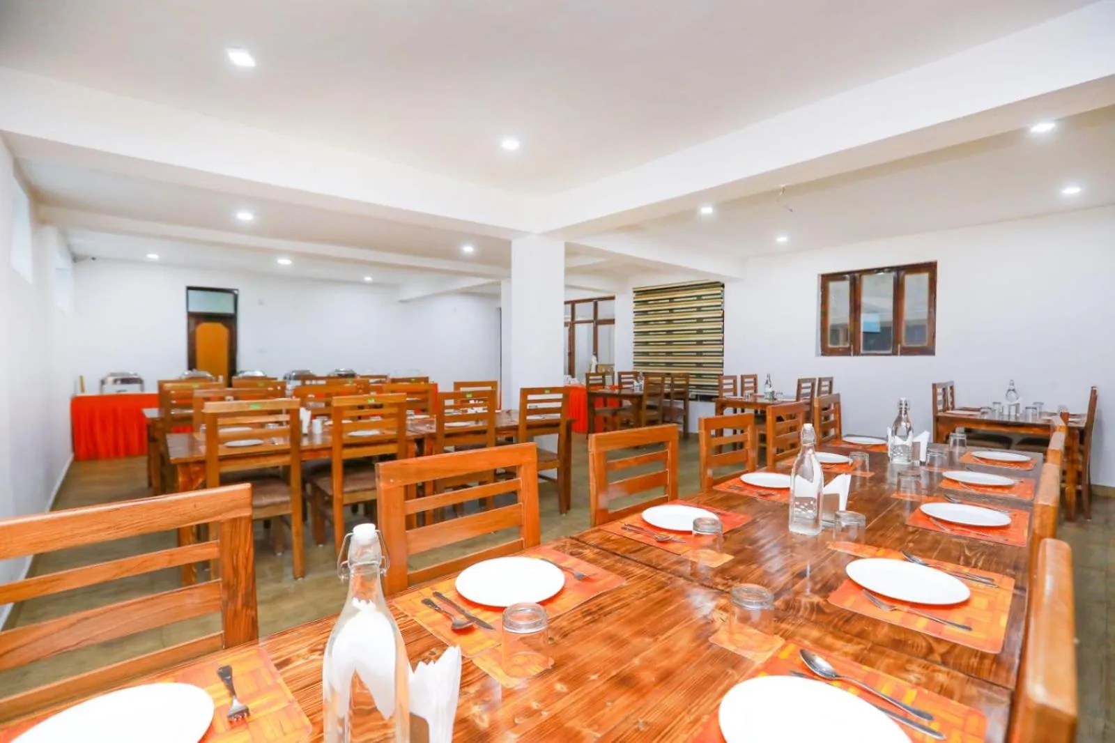 Restaurant/places to eat in Hotel Sky Desert - Leh Ladakh UT