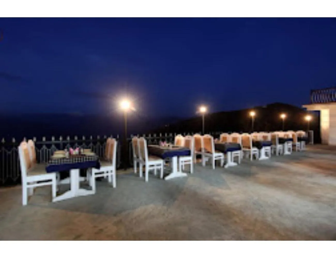 Night in Shining Star Resort, Khajjiar