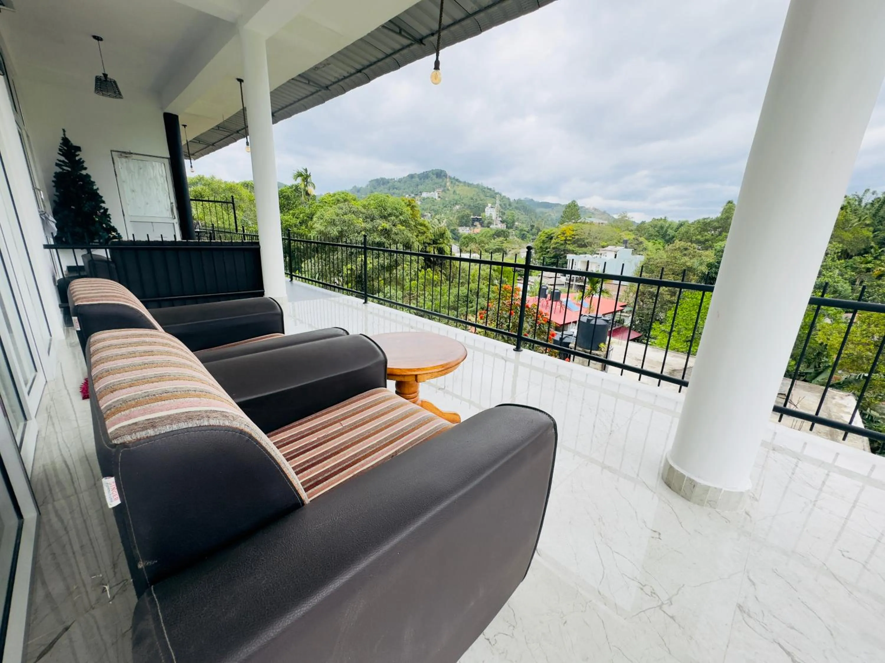 Natural landscape in Holiday Homes Guest Inn - Ella