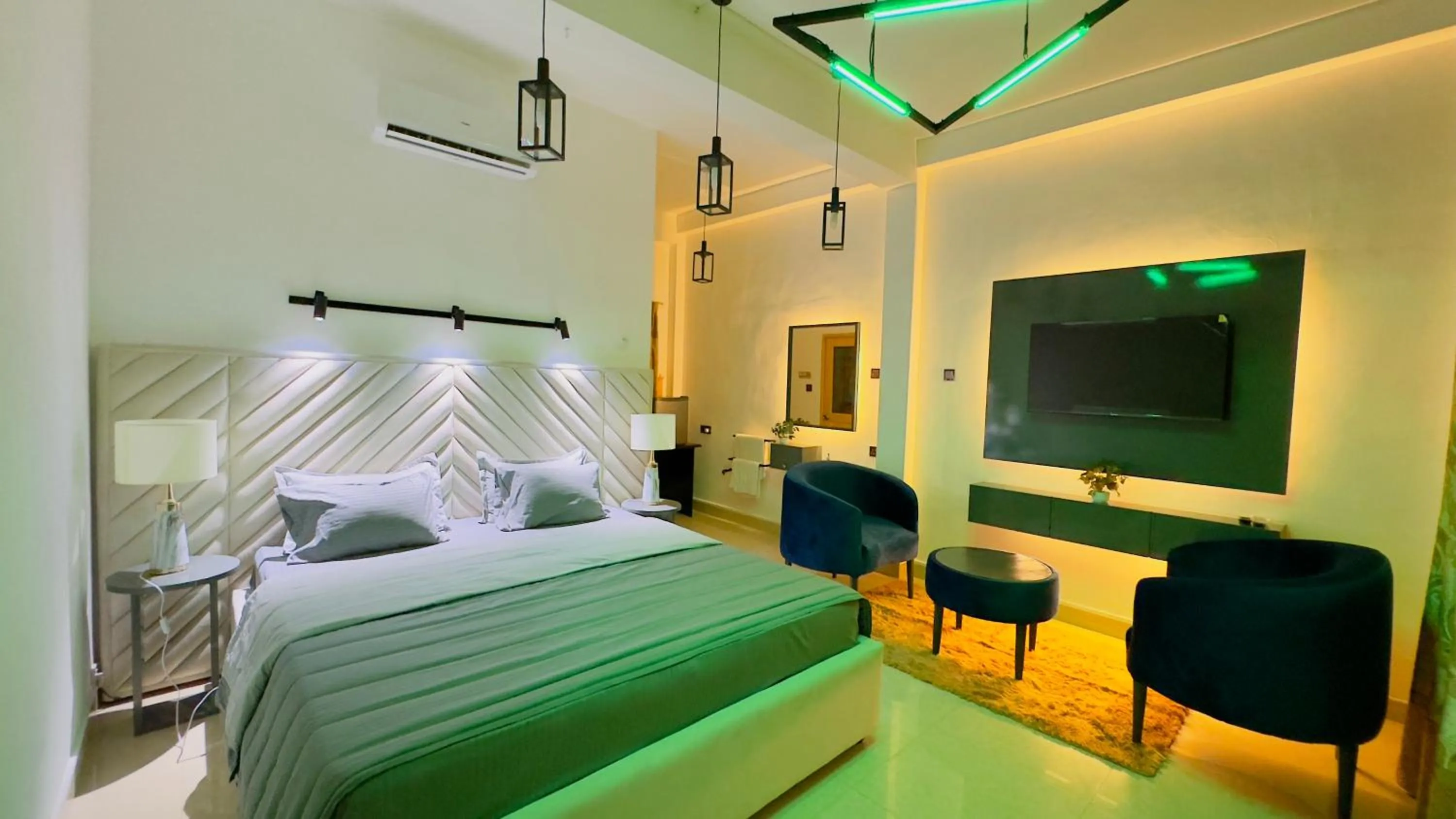 Bedroom, Bed in Holiday Homes Guest Inn - Ella