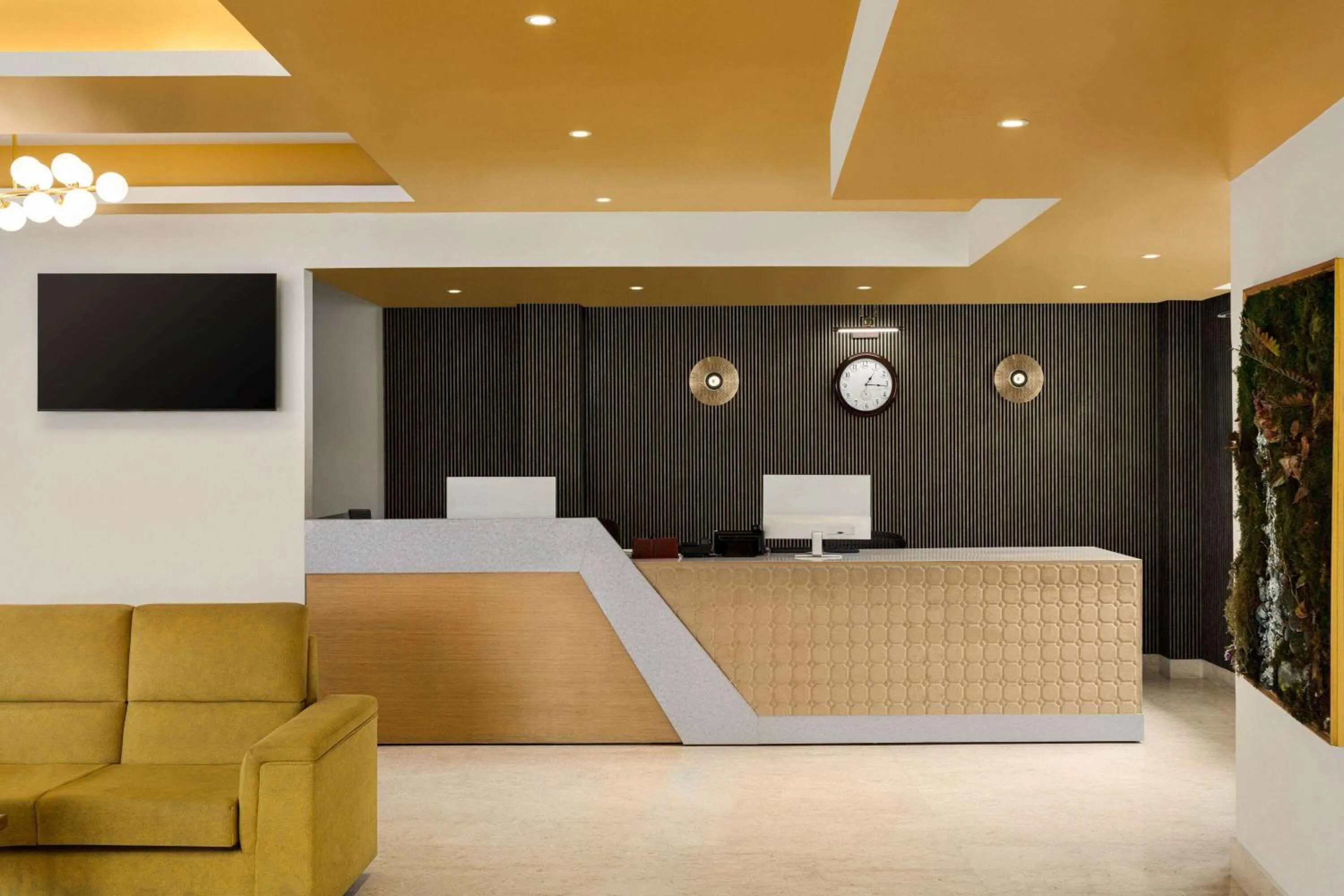 Lobby or reception in Days Inn by Wyndham Gangtok Tadong