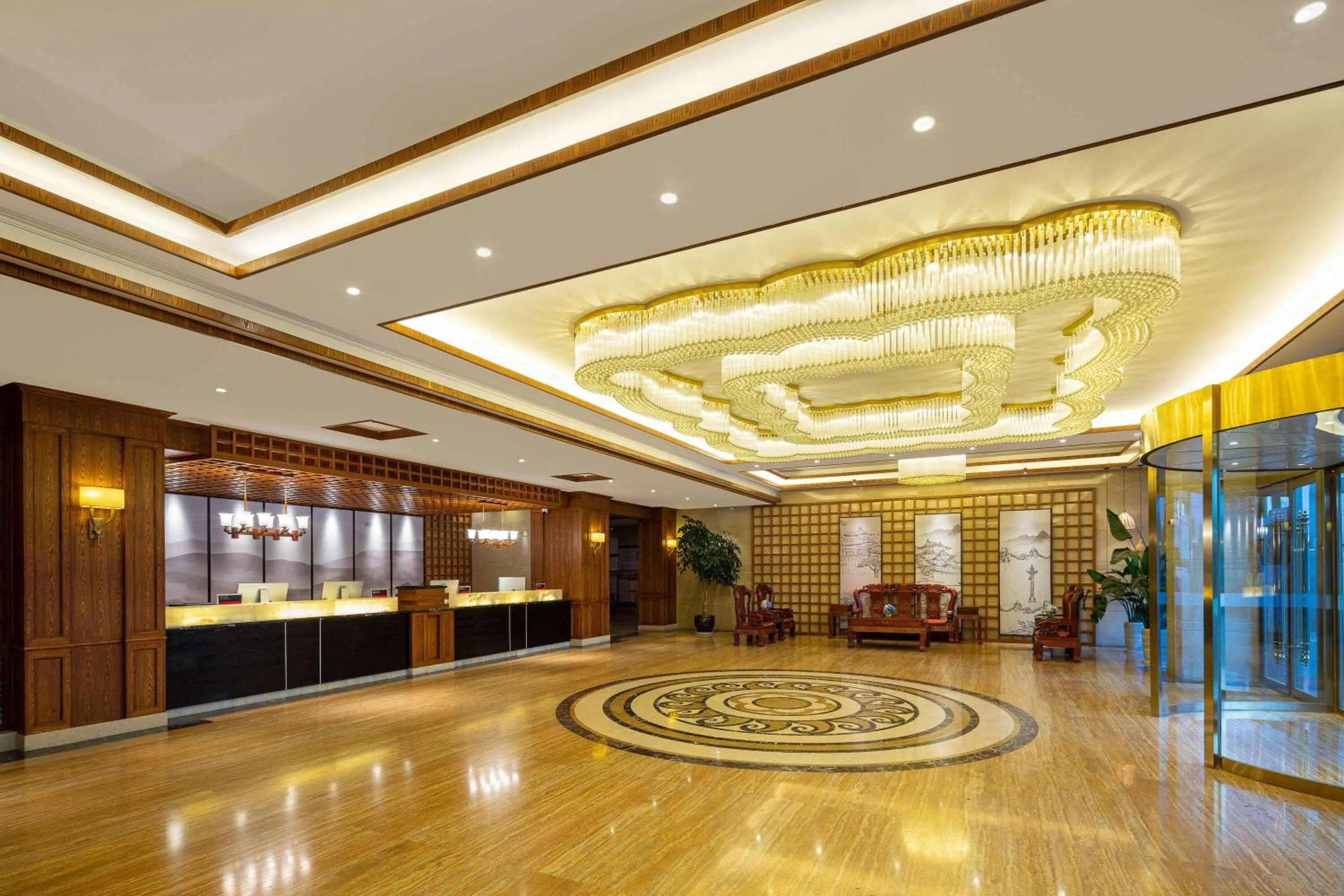 Lobby or reception, Lobby/Reception in Days Hotel by Wyndham Dali High-speed Railway Station