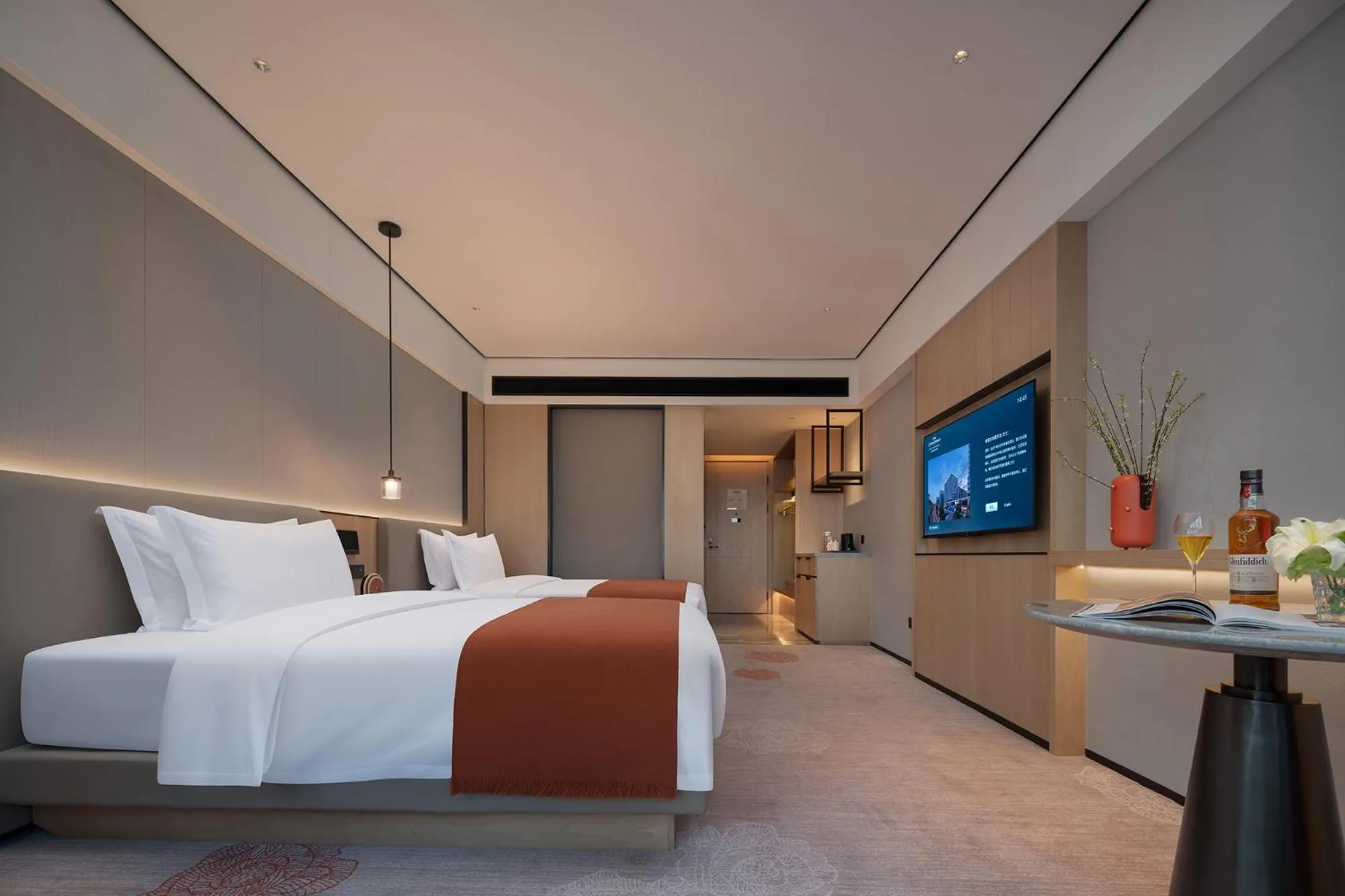 Bedroom, Bed in Howard Johnson Airport Hotel Changsha