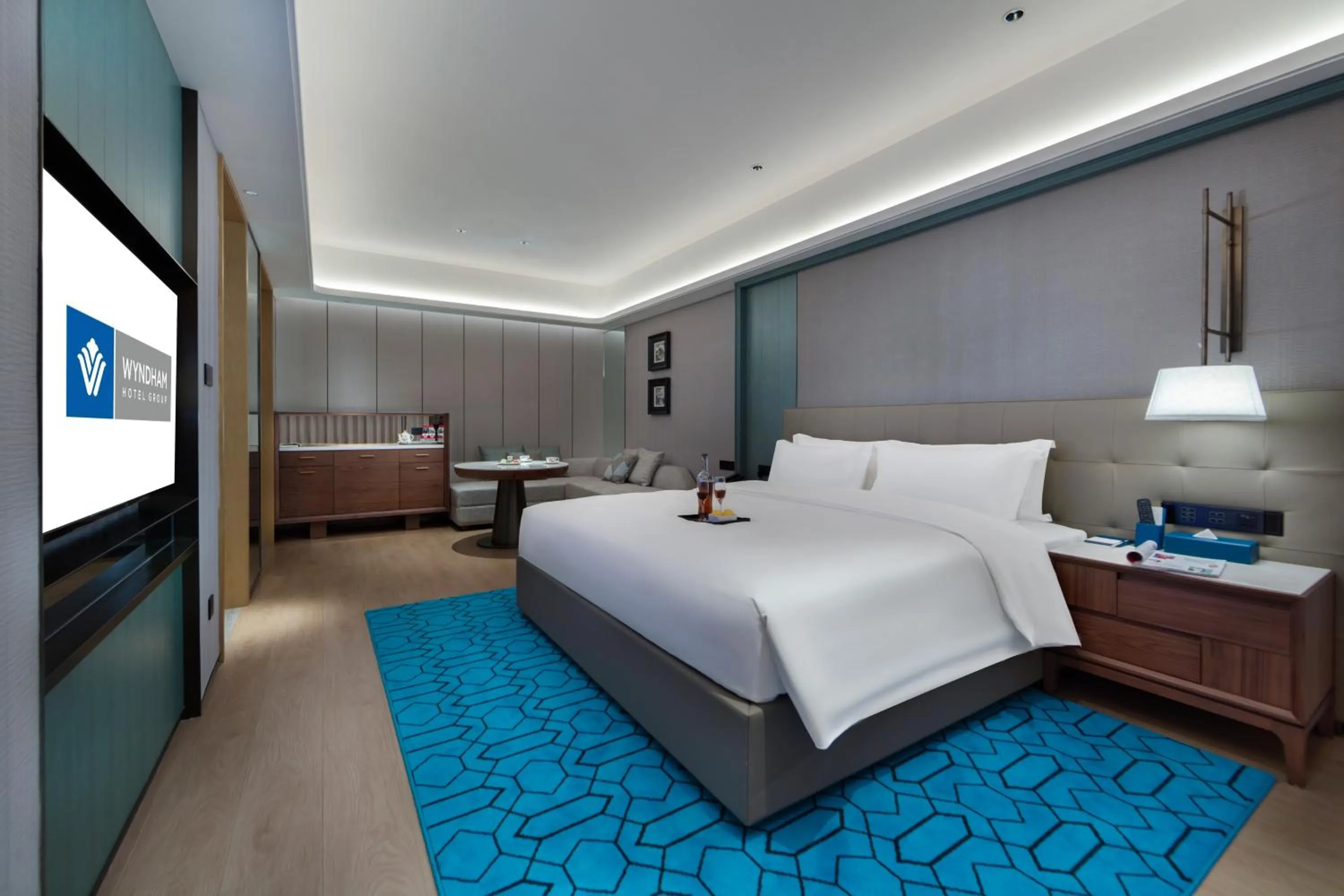 Wyndham Grand Plaza Royale Hot Springs Fenghuang