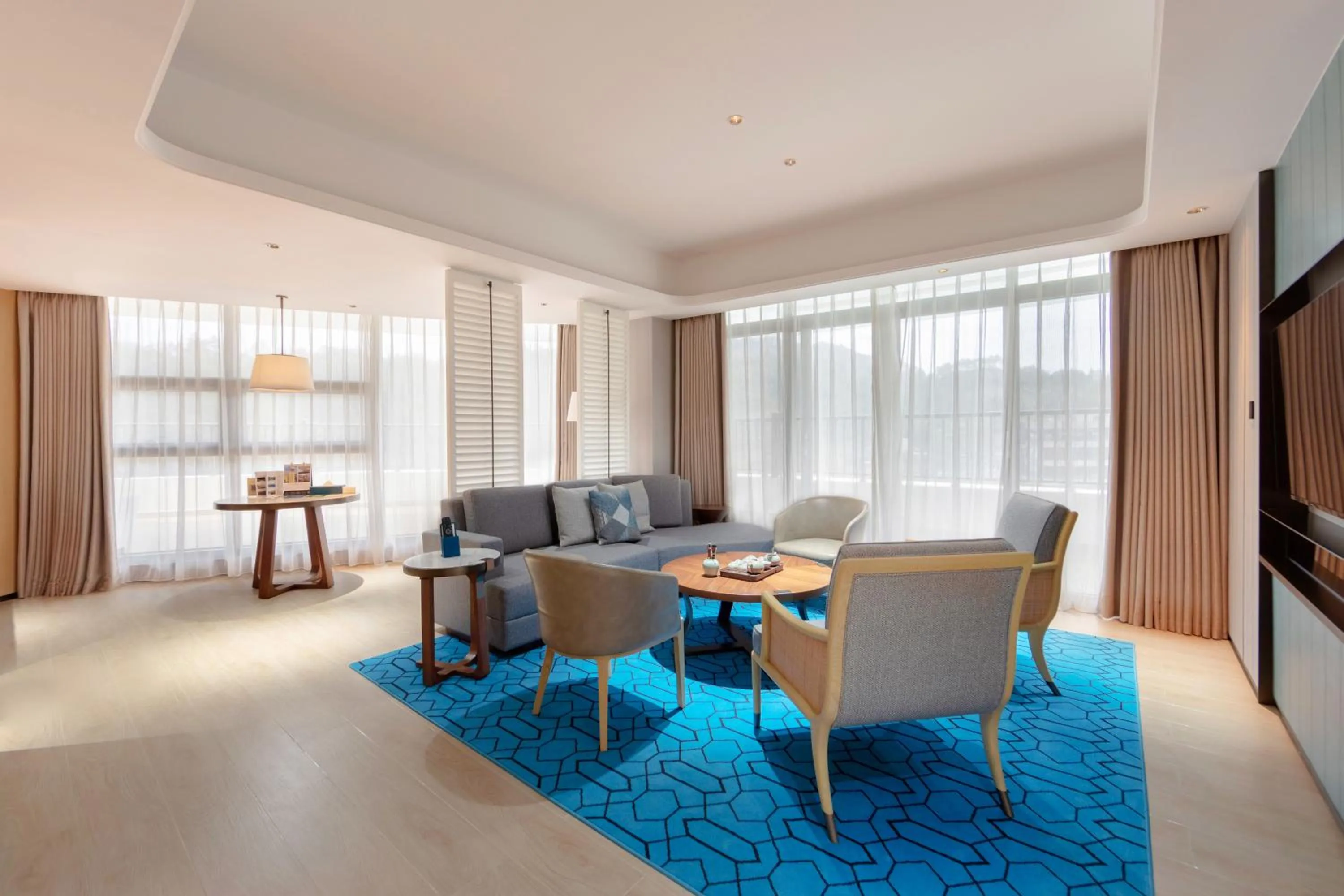 Wyndham Grand Plaza Royale Hot Springs Fenghuang