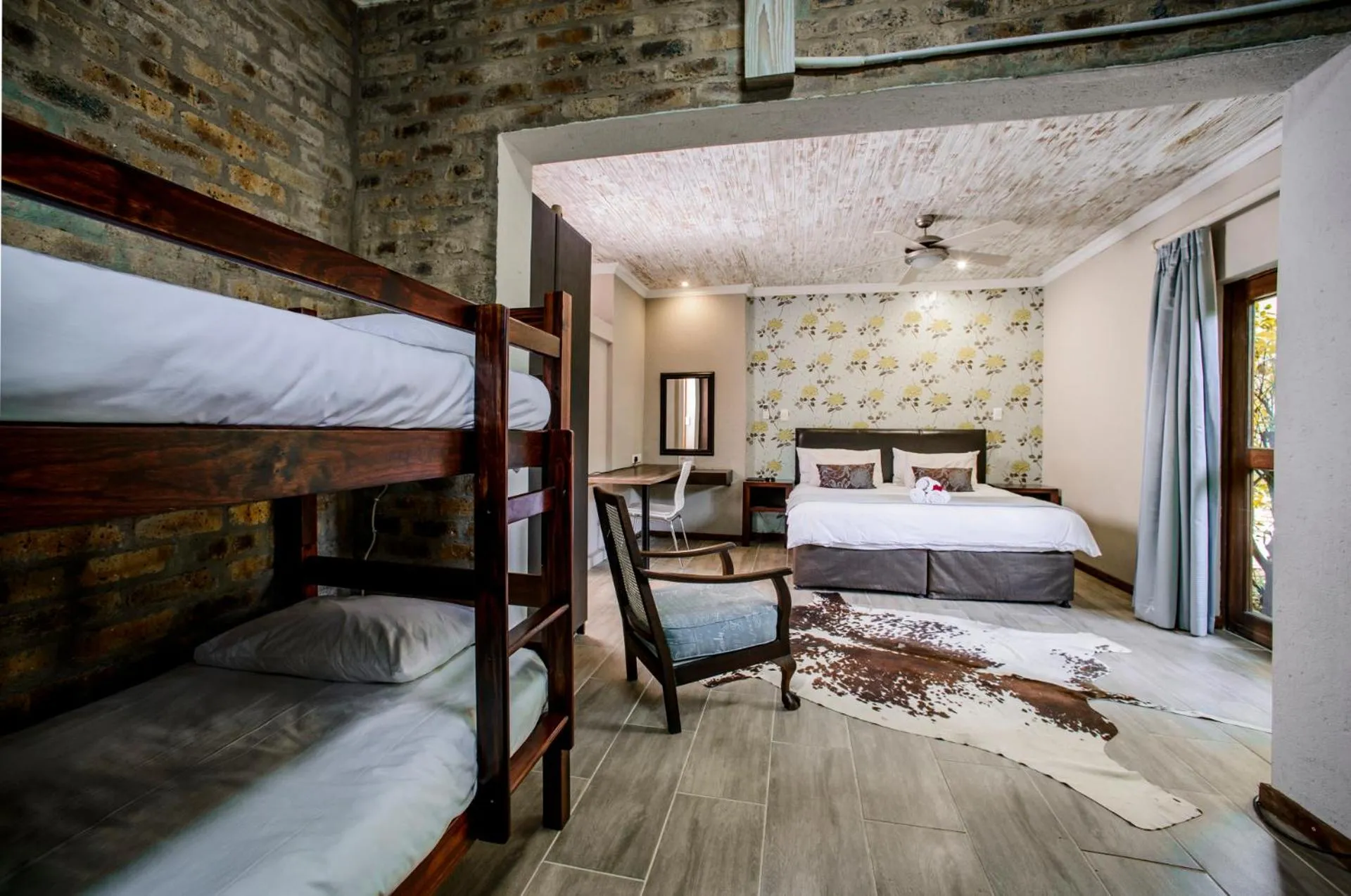 Bed in Zebrina Guest House