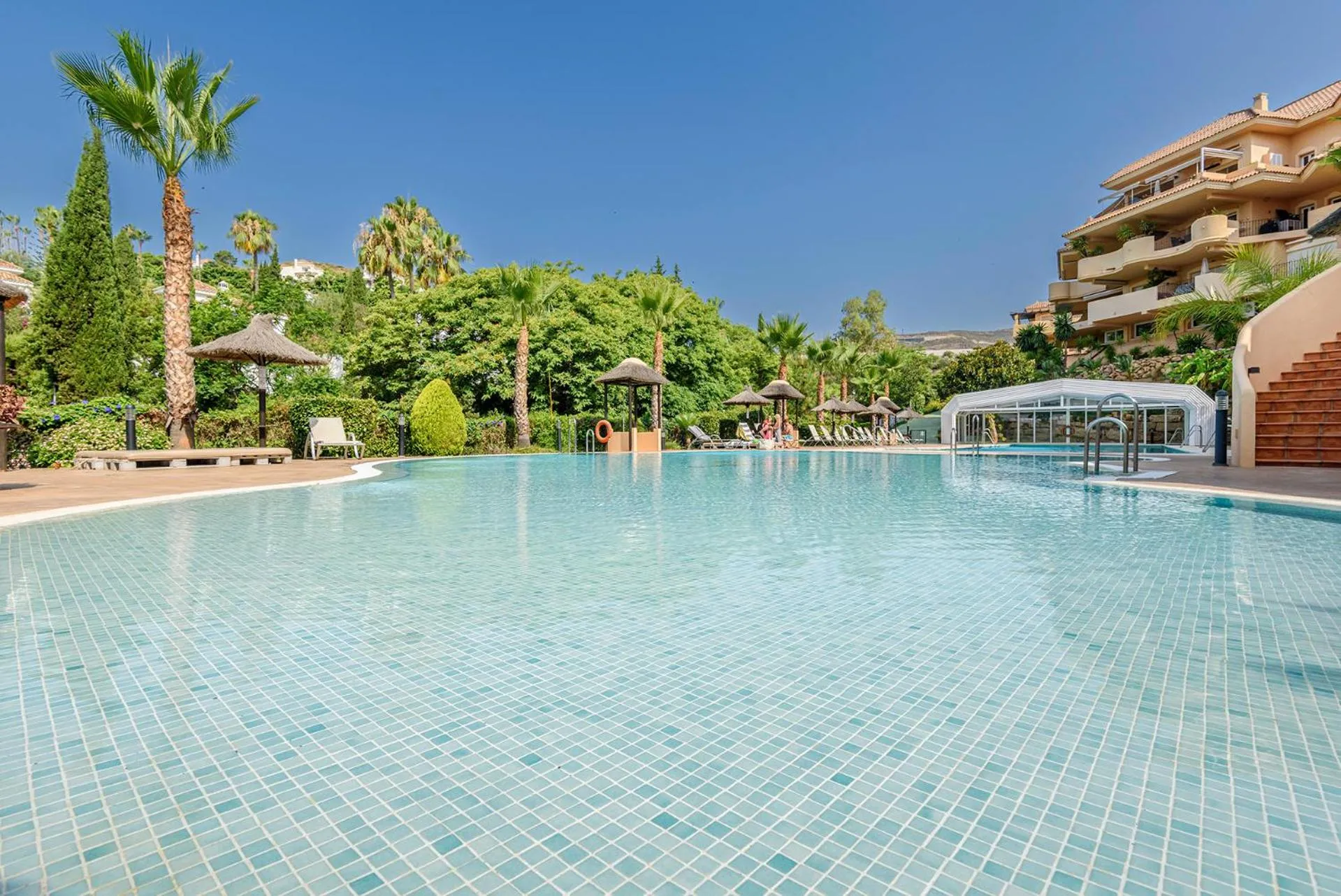 Swimming pool in Alcam Aloha Deluxe 42
