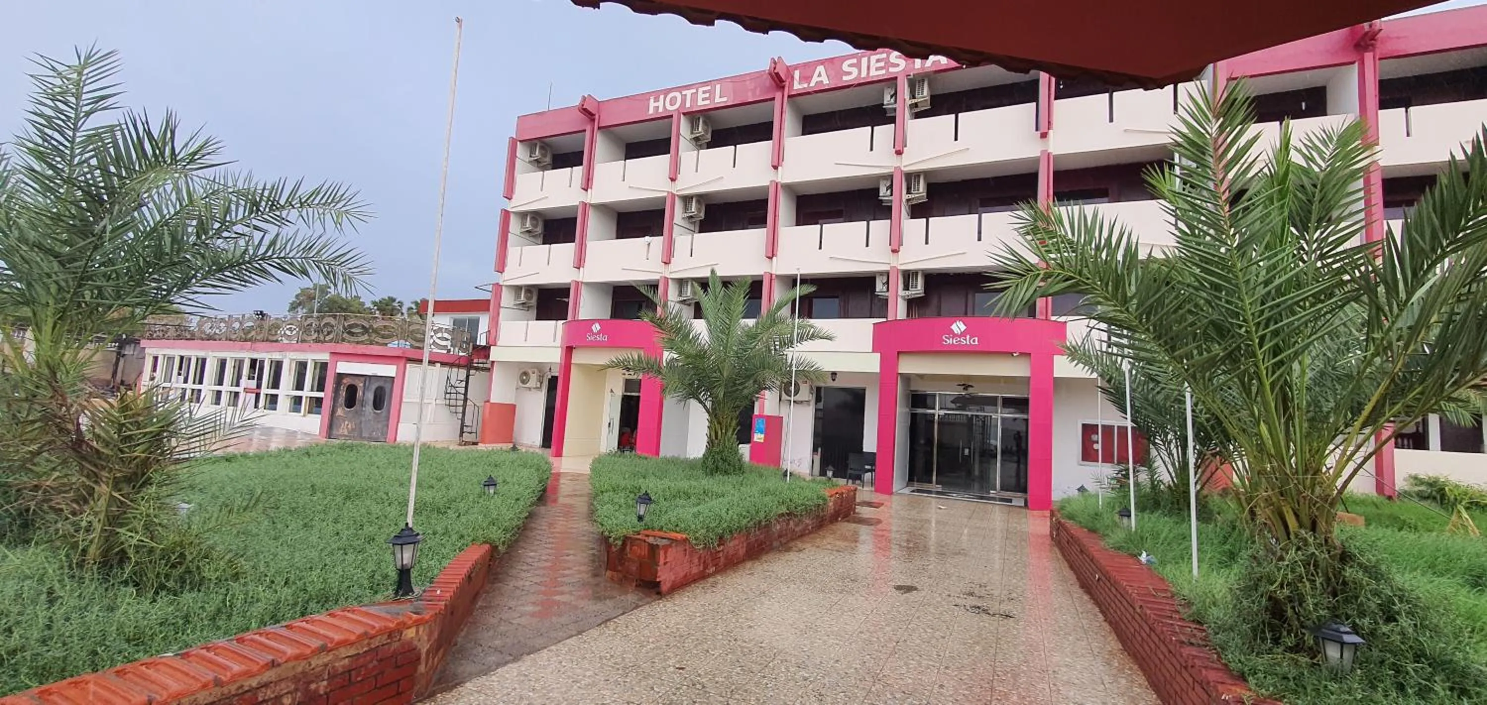 Facade/entrance in SIESTA HOTEL