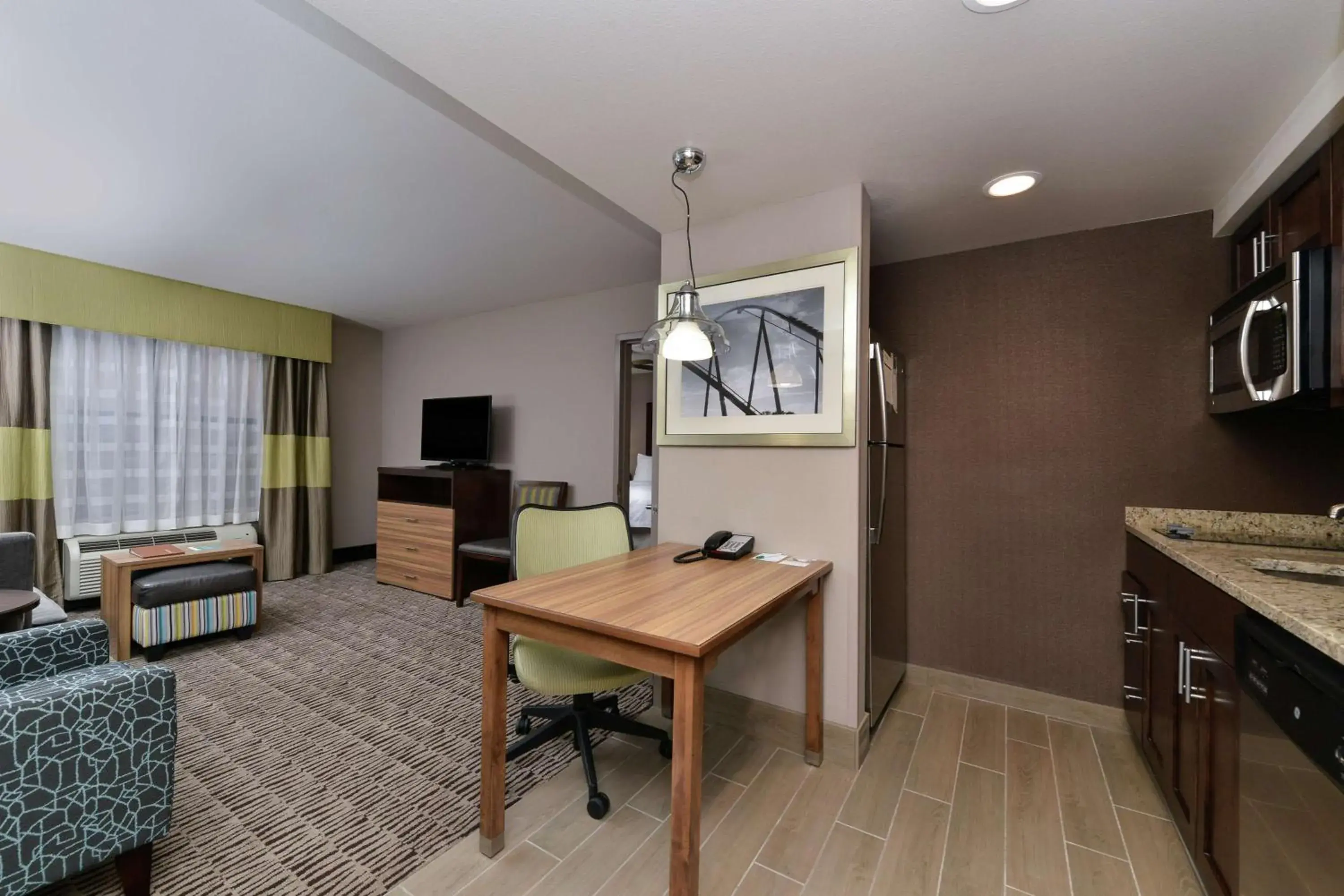 King Suite - Hearing Access/Non-Smoking in Homewood Suites by Hilton Cincinnati/Mason King Suite - Hearing Access/Non-Smoking in Homewood Suites by Hilton Cincinnati/Mason