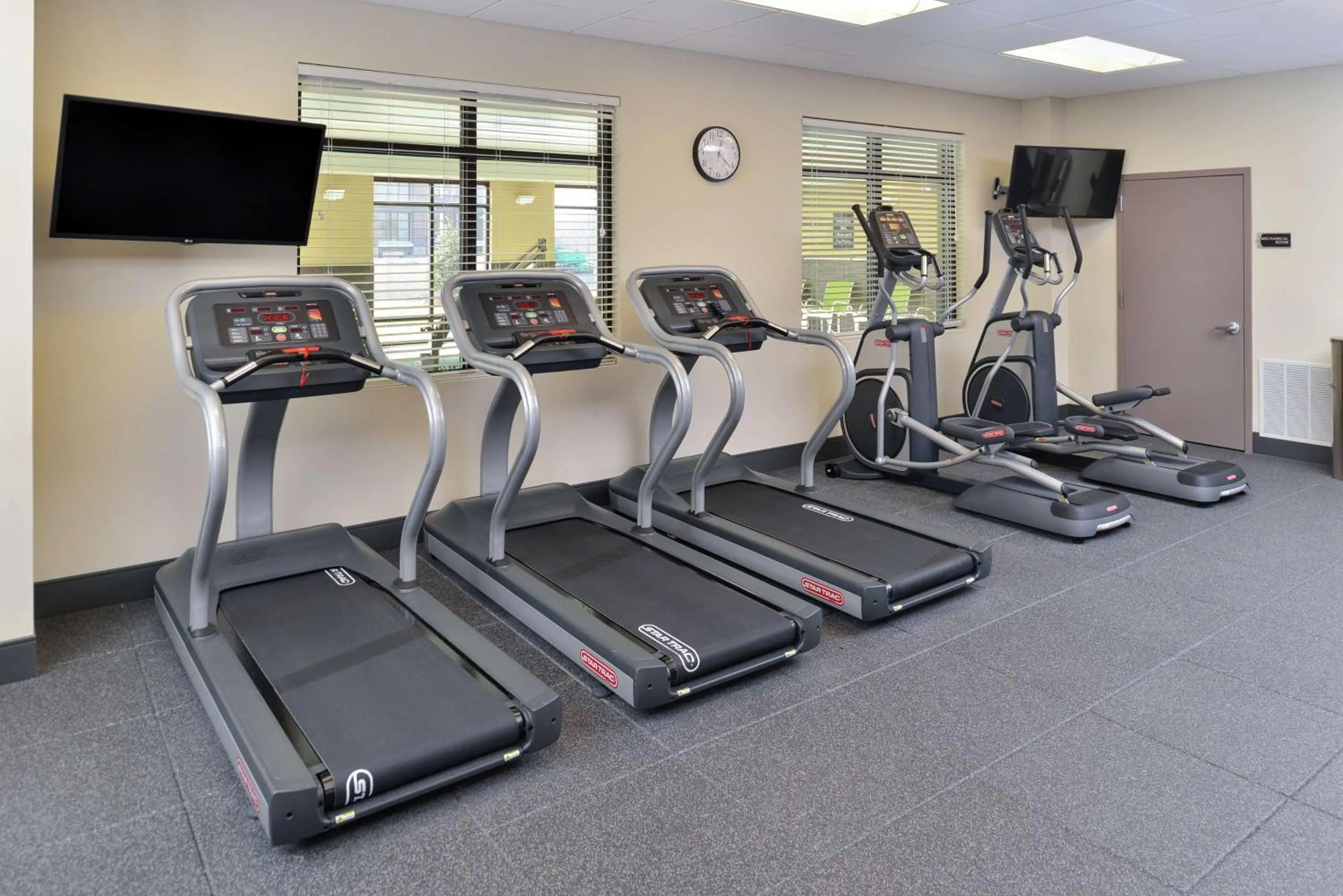 Fitness centre/facilities in Homewood Suites by Hilton Cincinnati/Mason