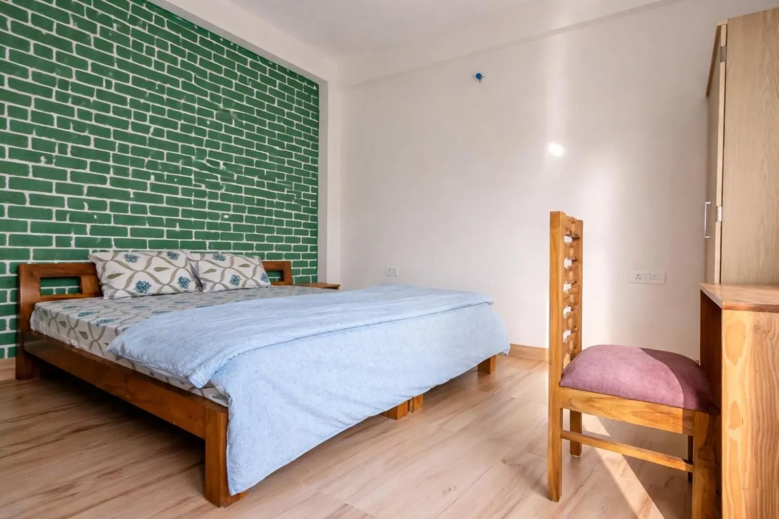 Double Room with Mountain View in Om Homestay