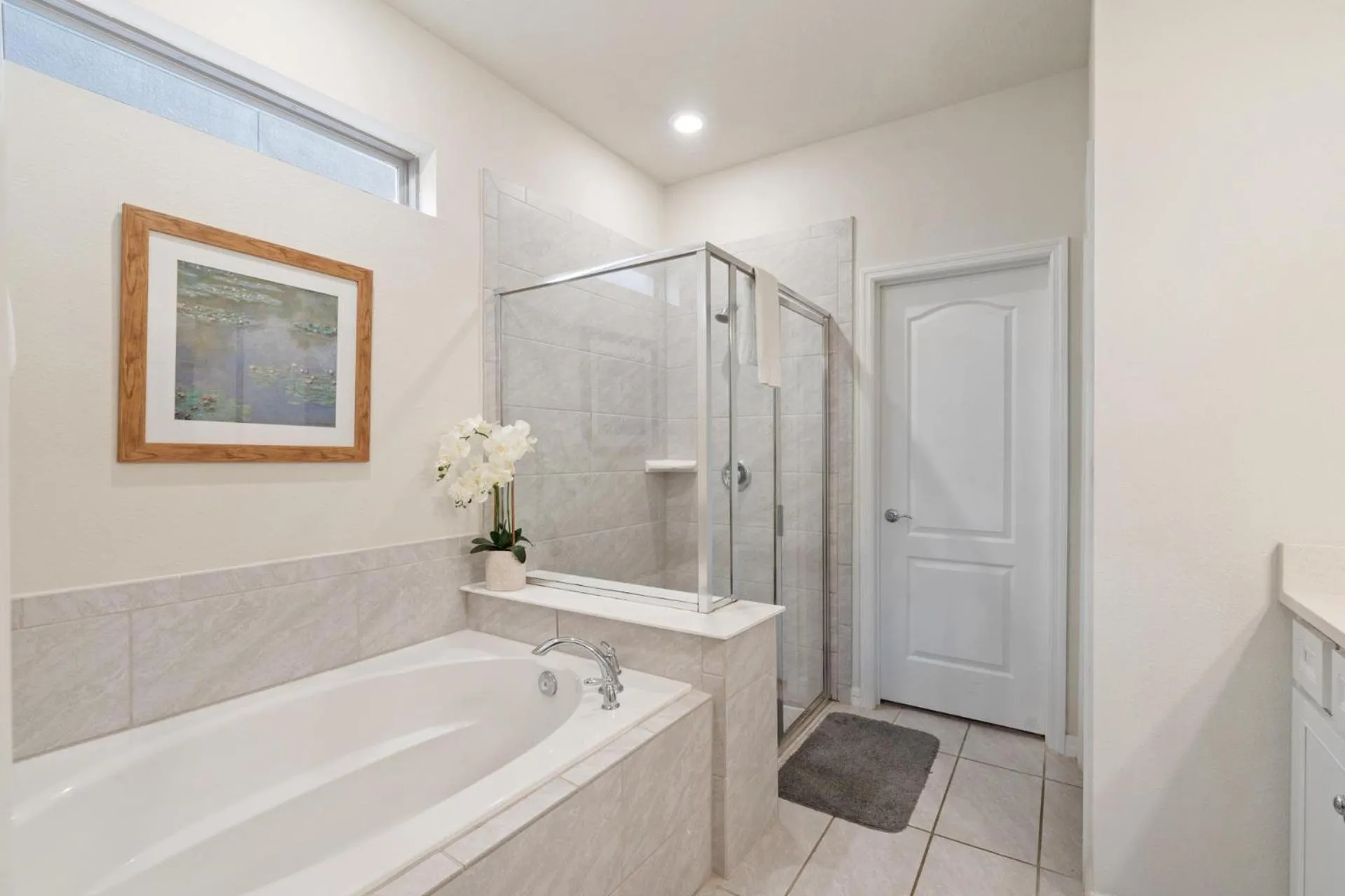 Bathroom in 5448 Misty Oak