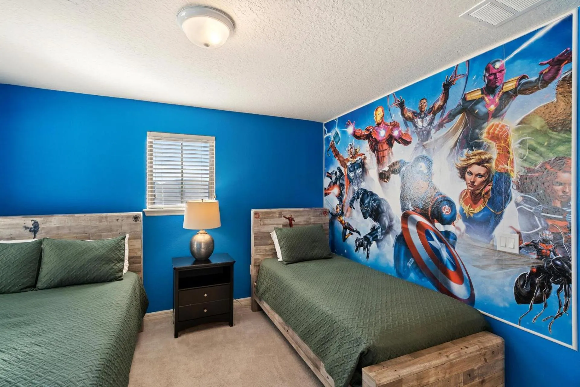 Bedroom in 5448 Misty Oak