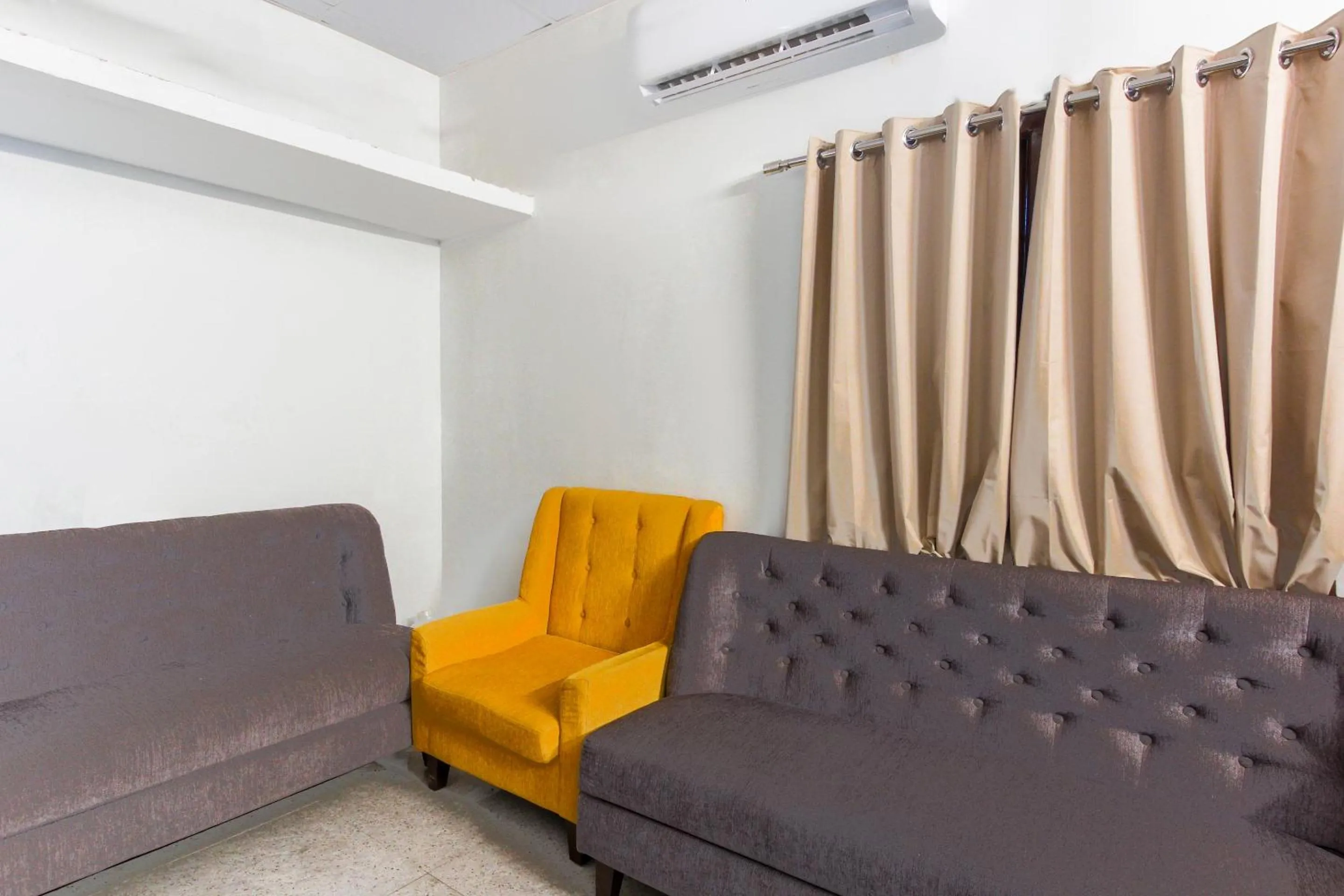 Lobby or reception in Hotel O Murugan Rooms