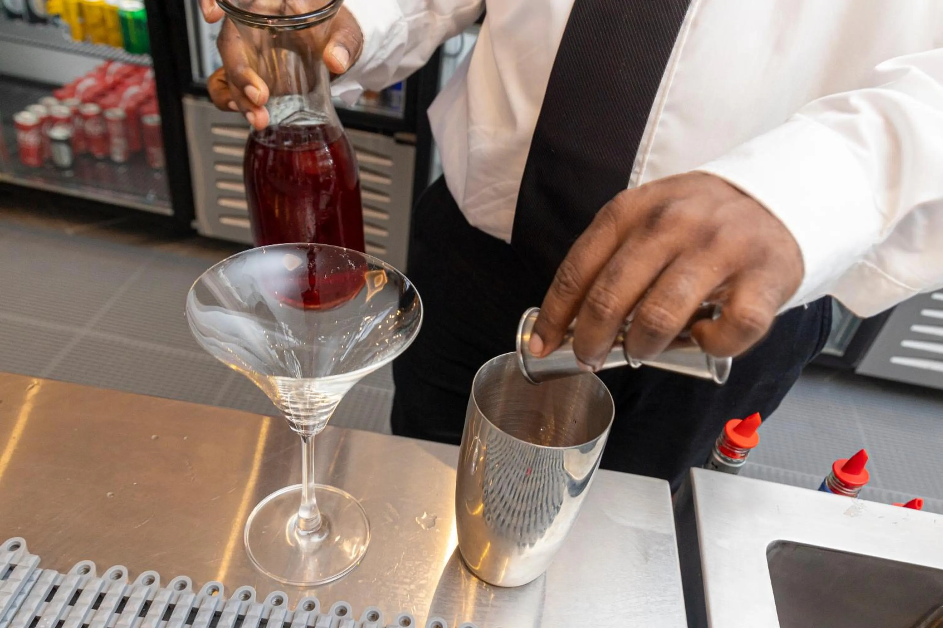 Lounge or bar in Coastlands Skye Hotel, Ridgeside, Umhlanga