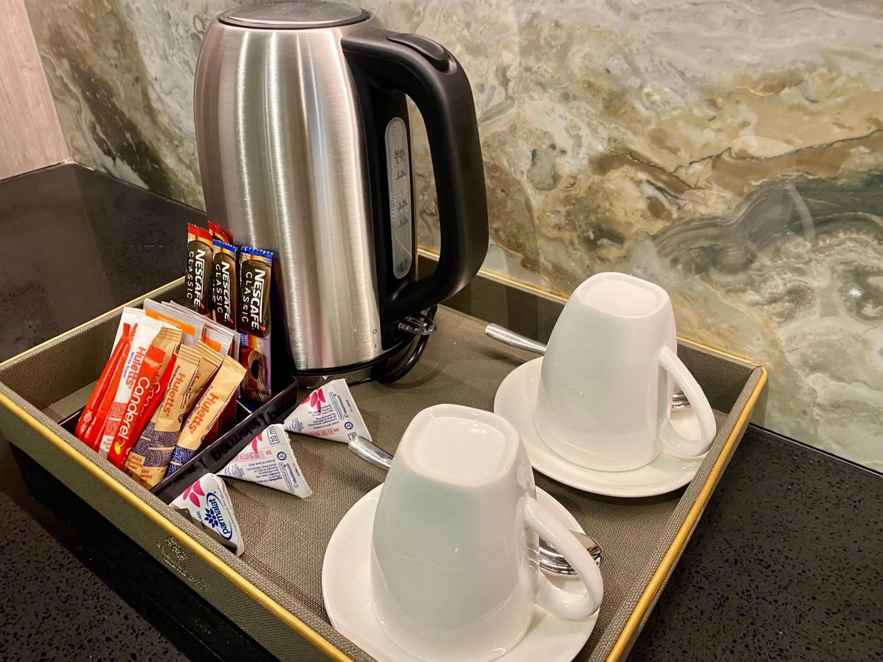 Coffee/tea facilities in Coastlands Skye Hotel, Ridgeside, Umhlanga