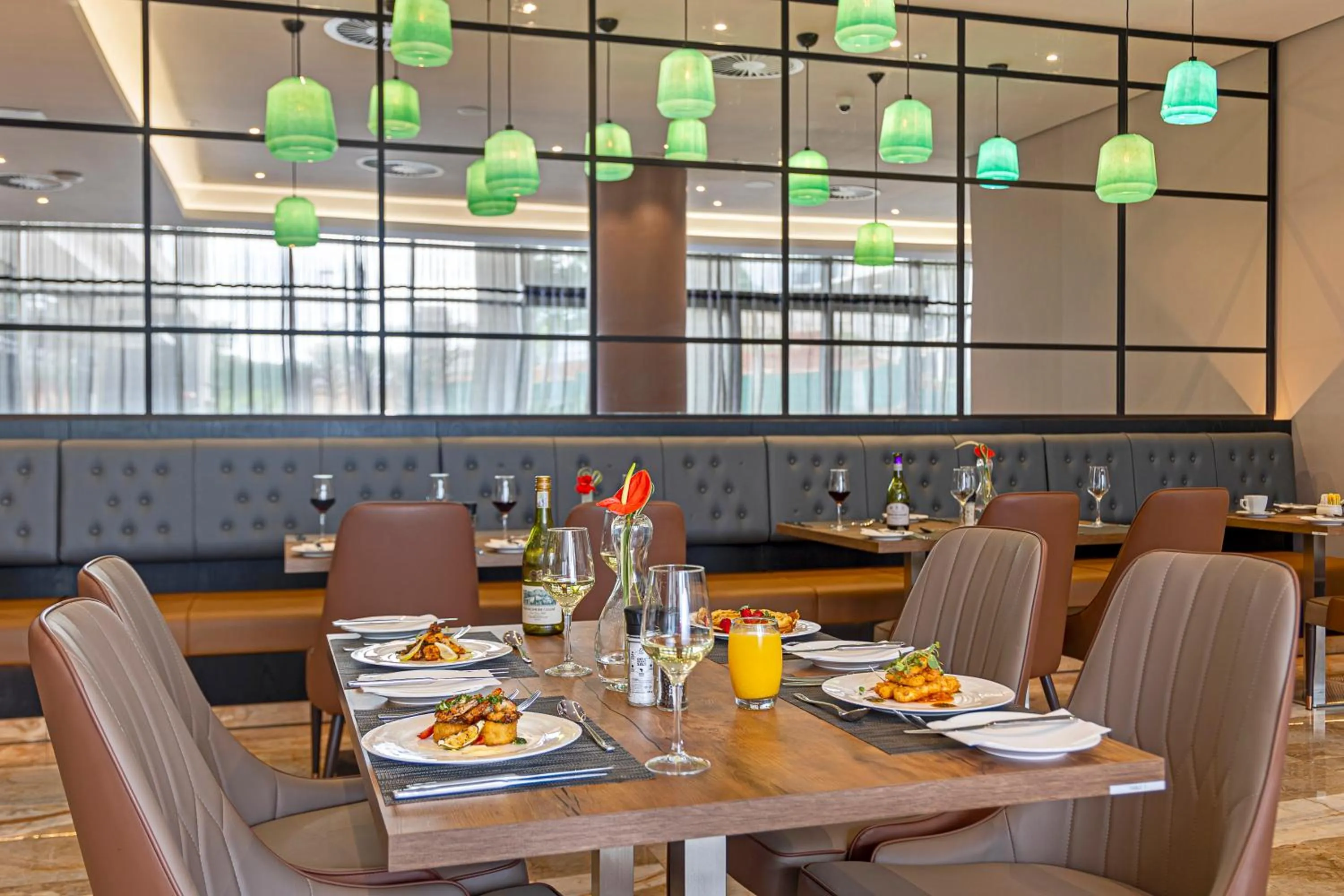 Restaurant/places to eat in Coastlands Skye Hotel, Ridgeside, Umhlanga