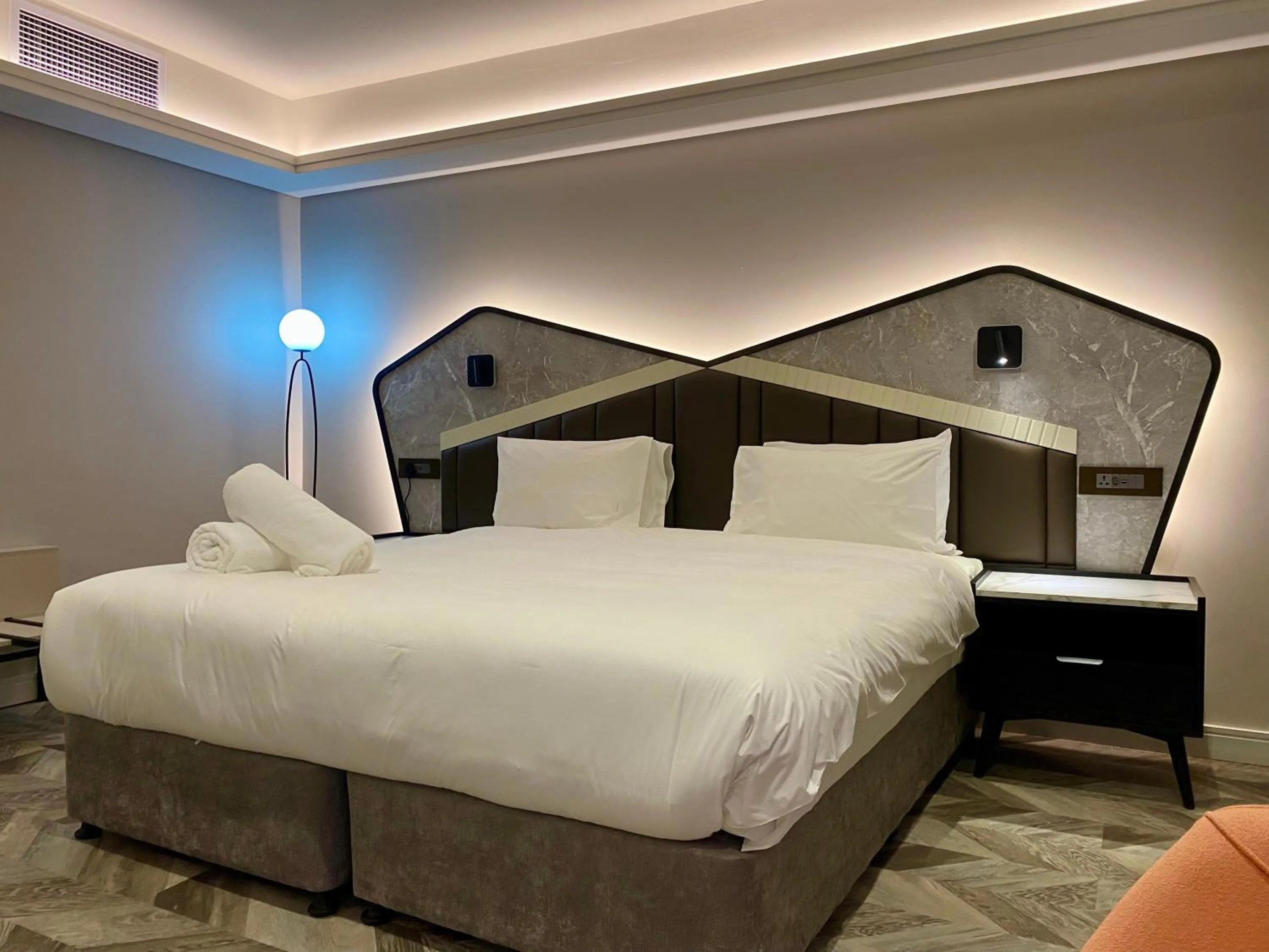 Bed in Coastlands Skye Hotel, Ridgeside, Umhlanga