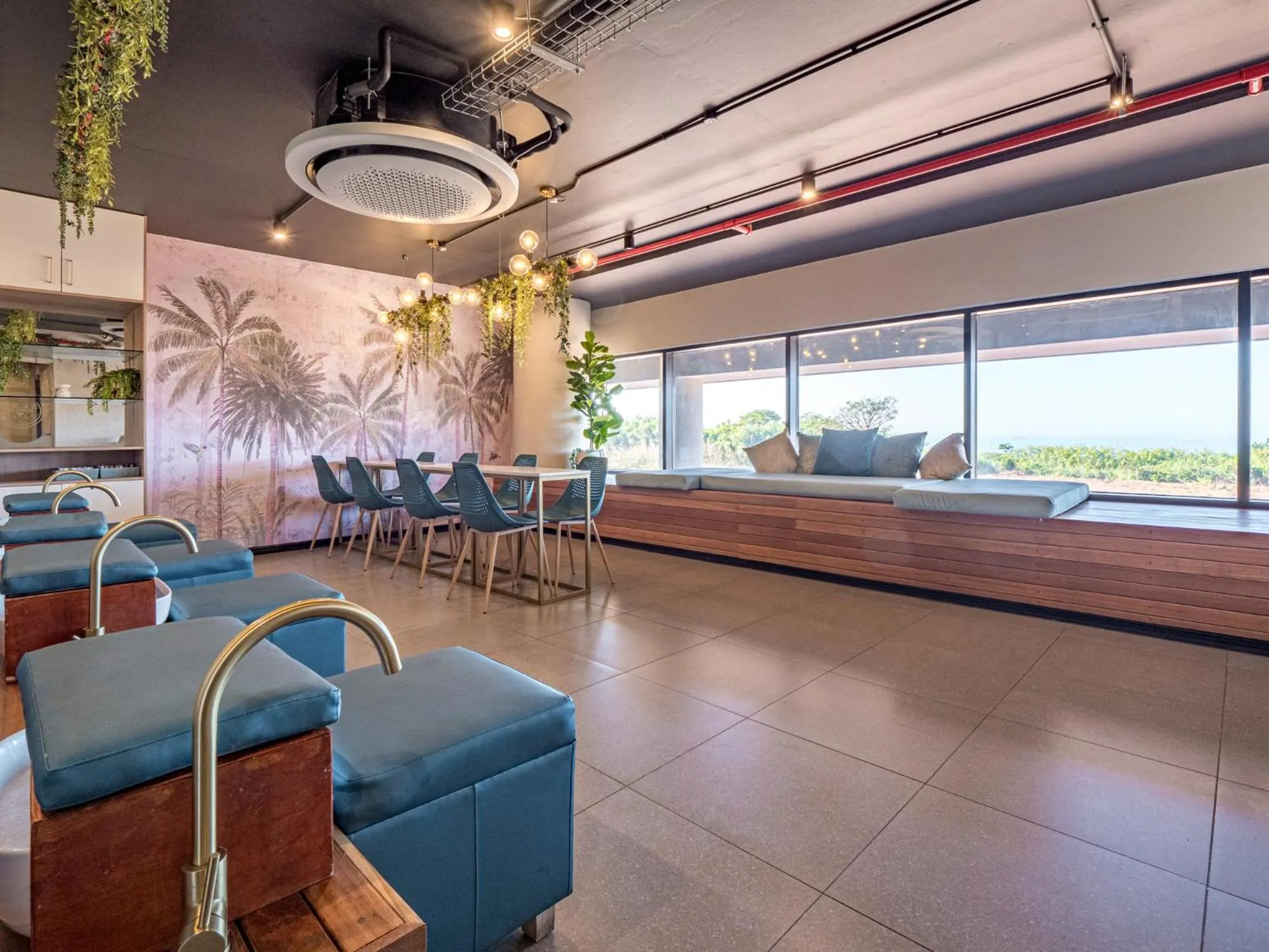 Spa and wellness centre/facilities in Coastlands Skye Hotel, Ridgeside, Umhlanga