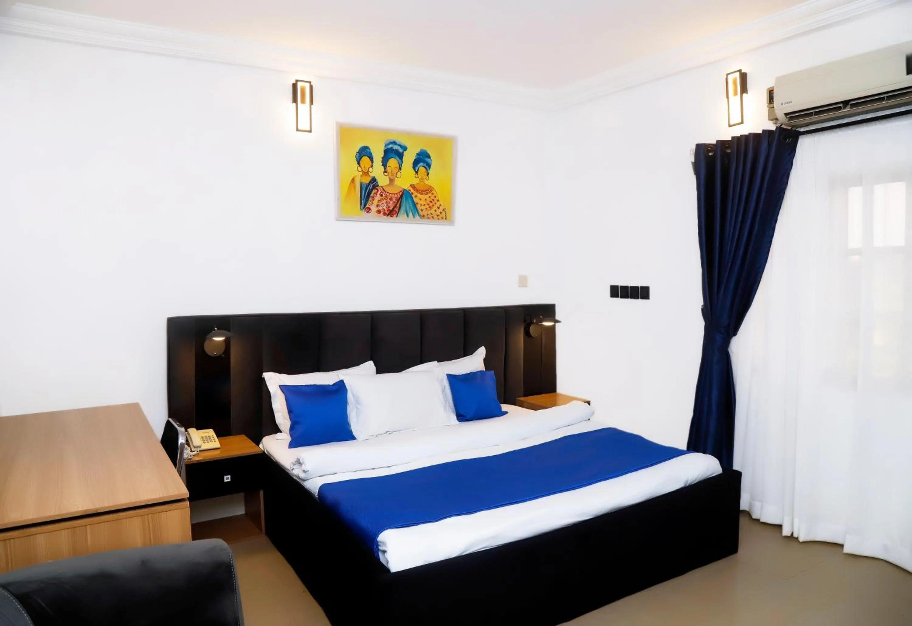 Bed in Western Dreams Hotel