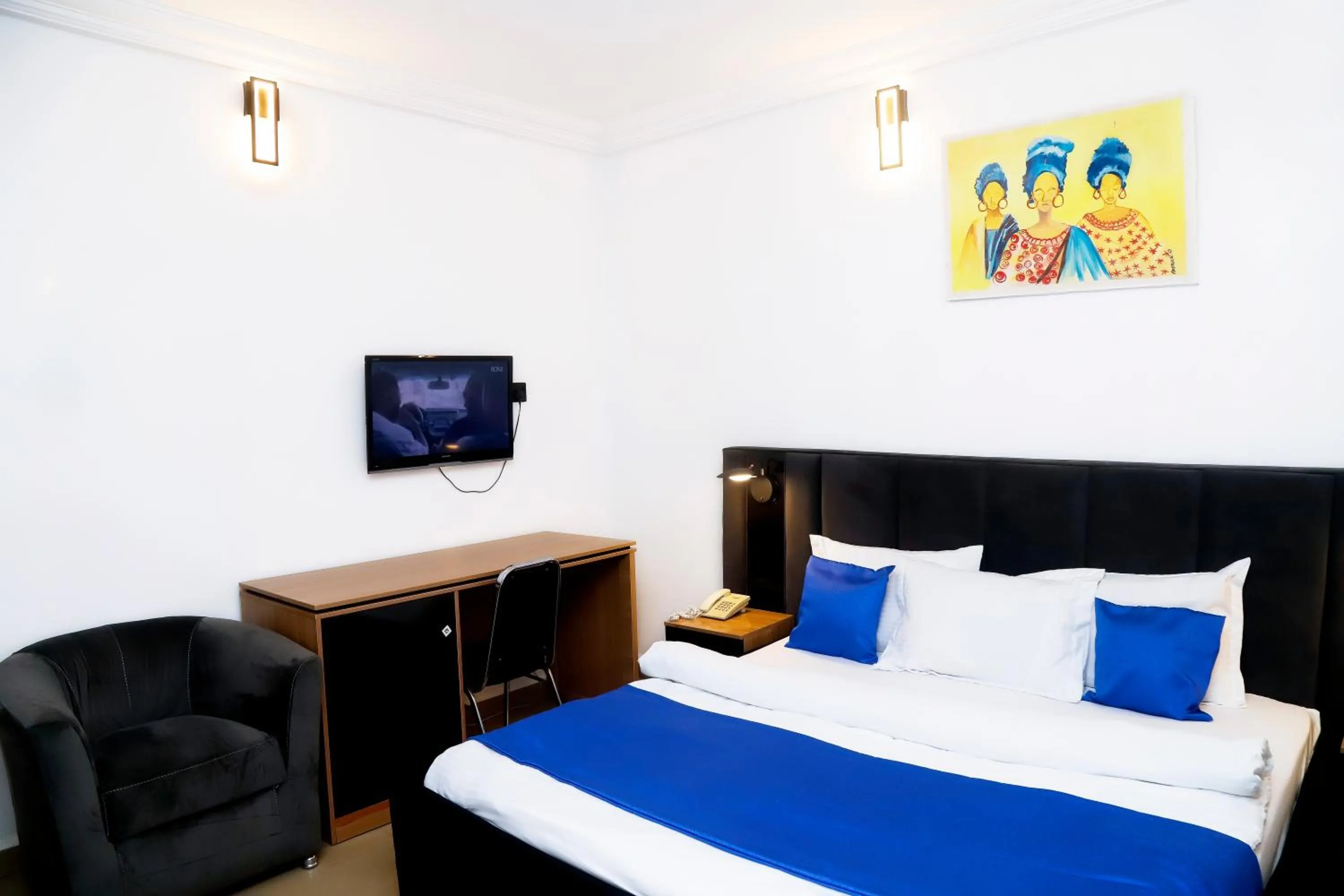 Bed in Western Dreams Hotel