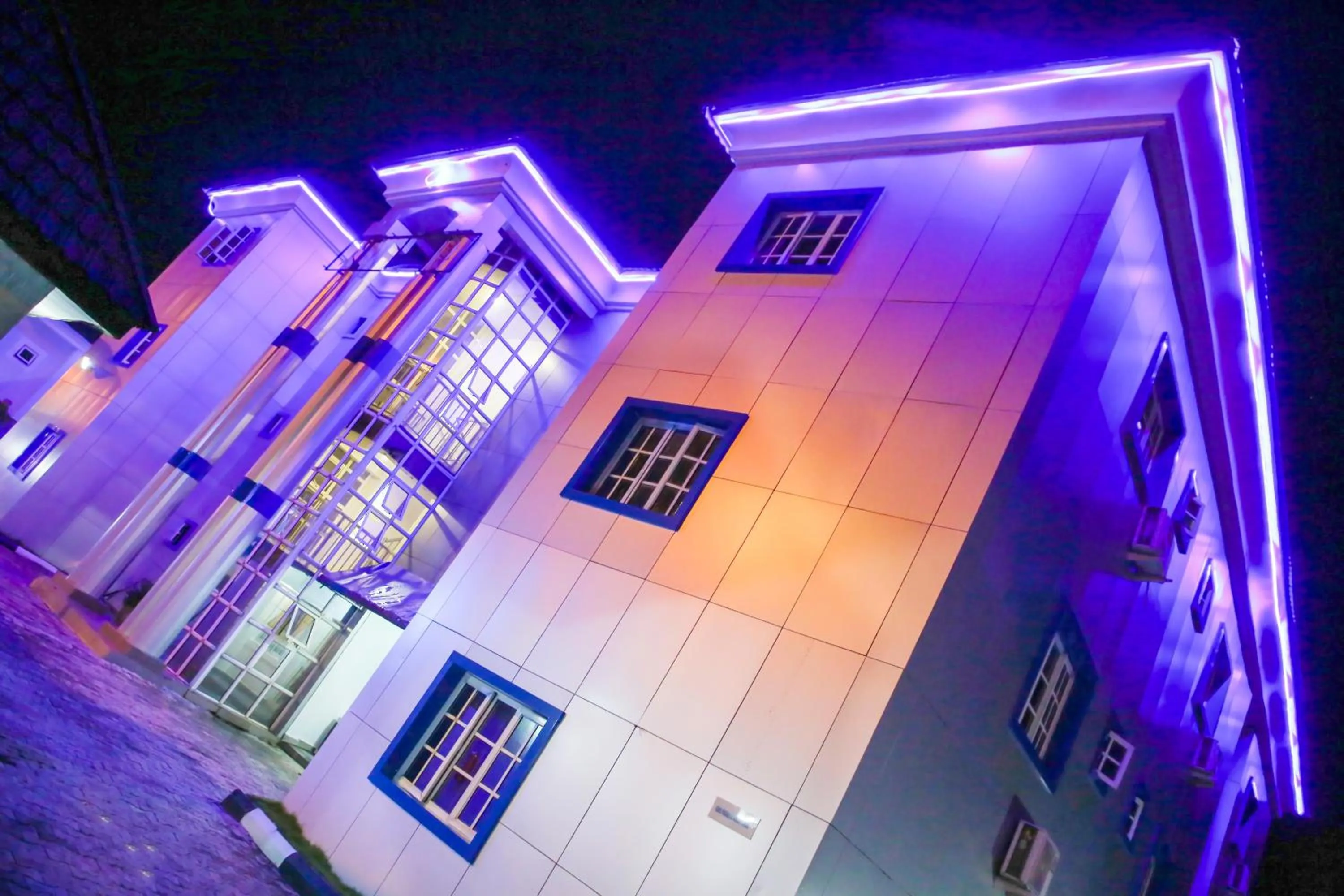 Western Dreams Hotel