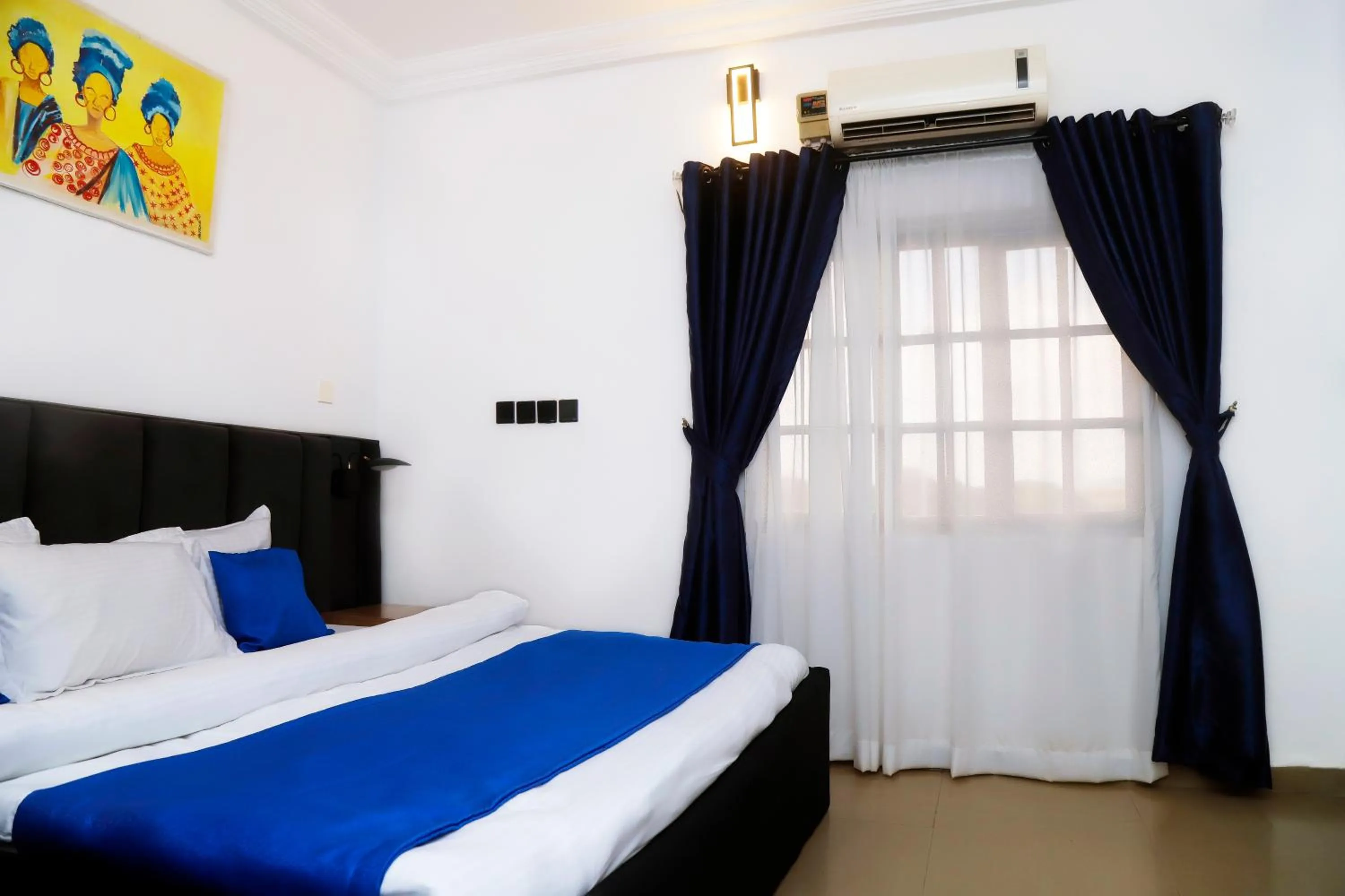 Bed in Western Dreams Hotel