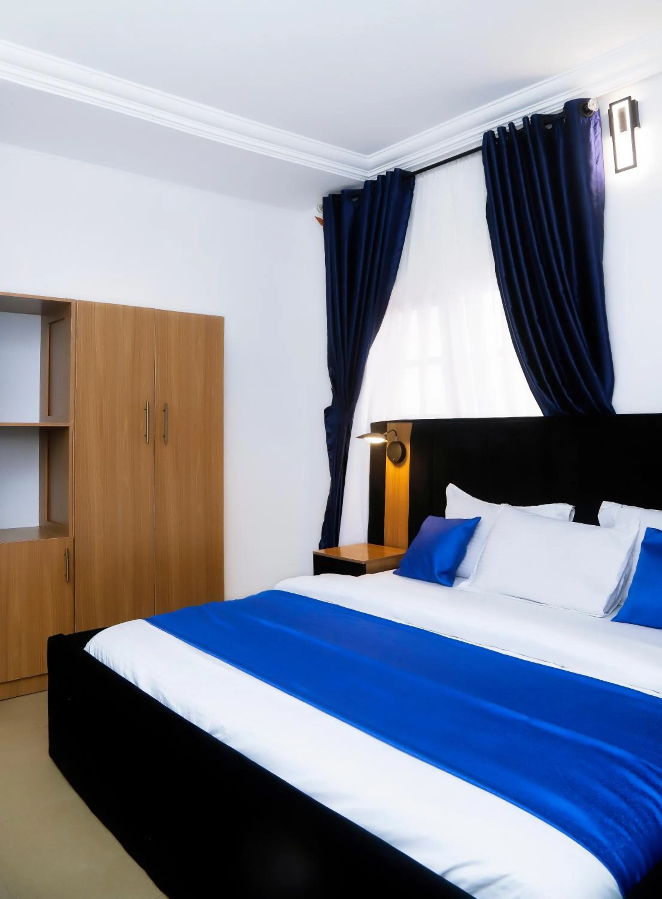 Bed in Western Dreams Hotel