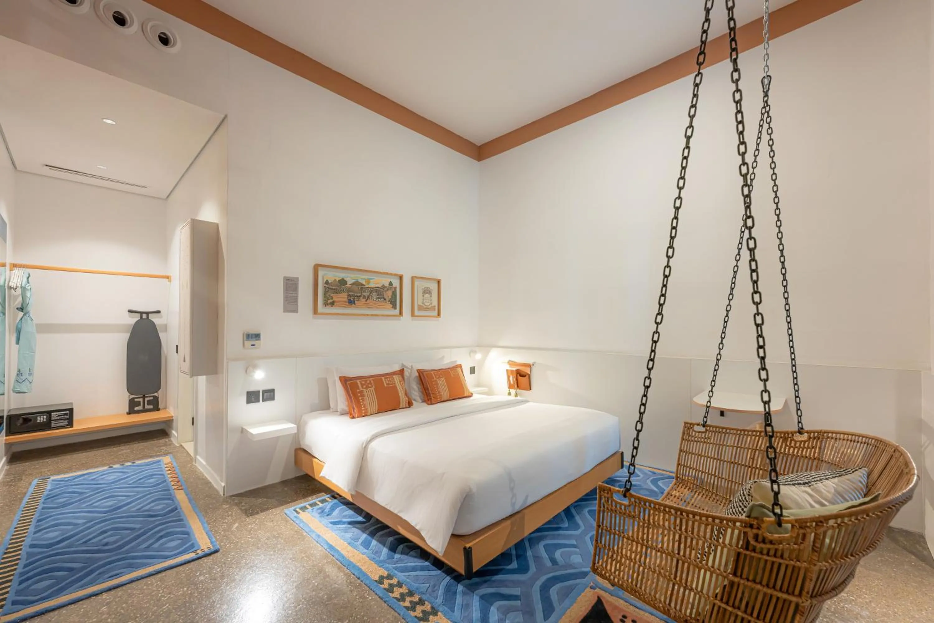 Bed in Shada Hotel Dubai - فندق شدا دبي