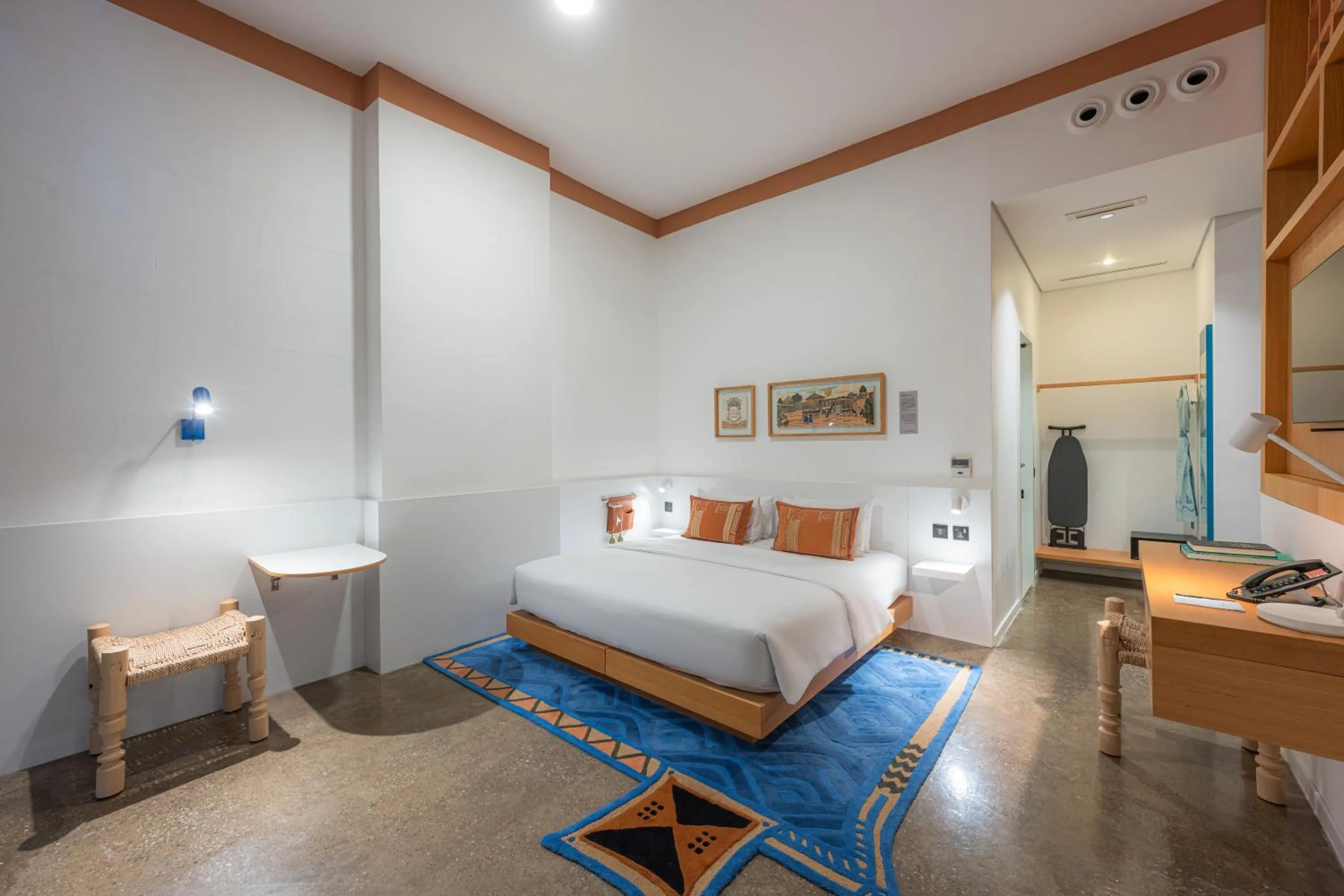 Bed in Shada Hotel Dubai - فندق شدا دبي