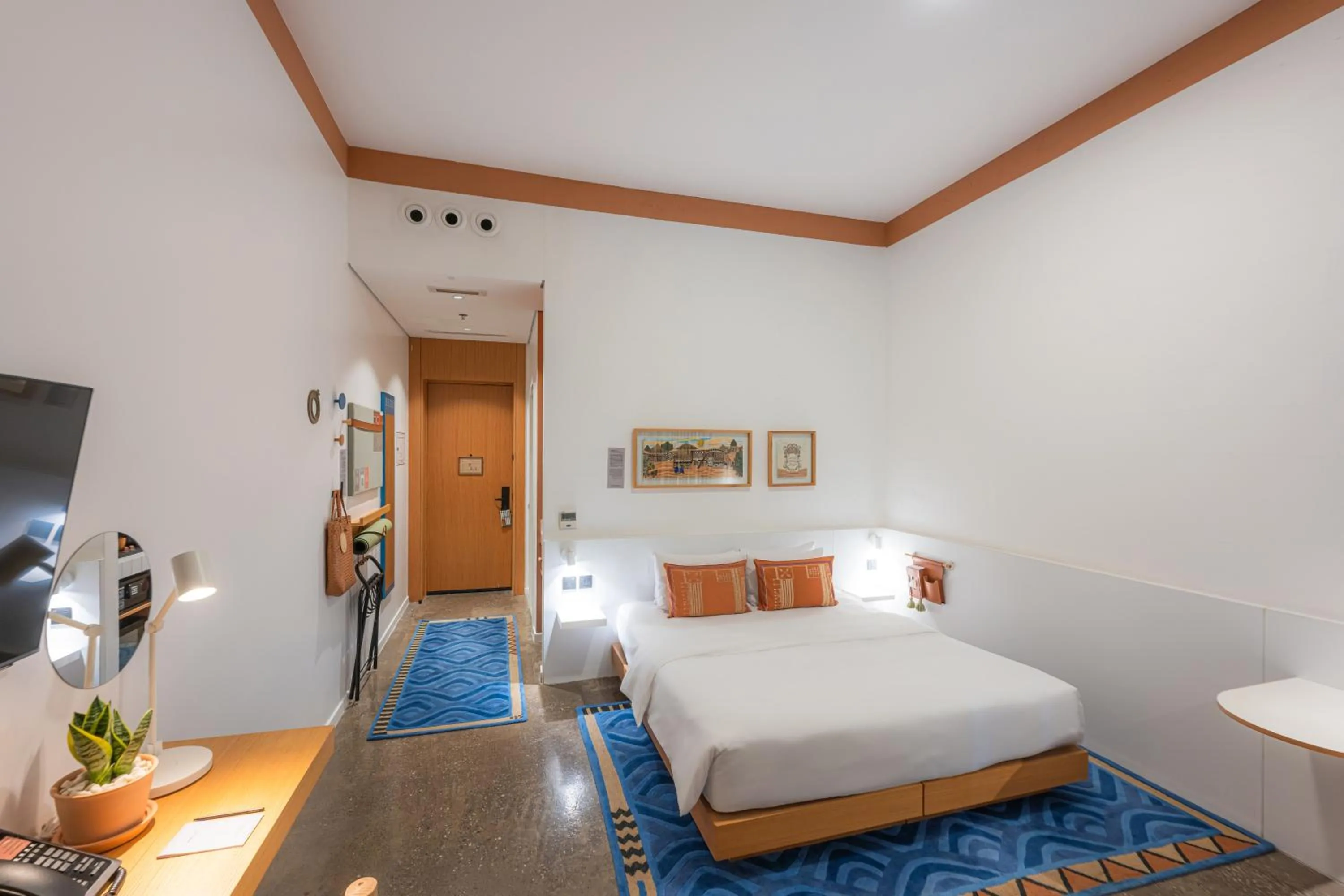 Bedroom, Bed in Shada Hotel Dubai - فندق شدا دبي