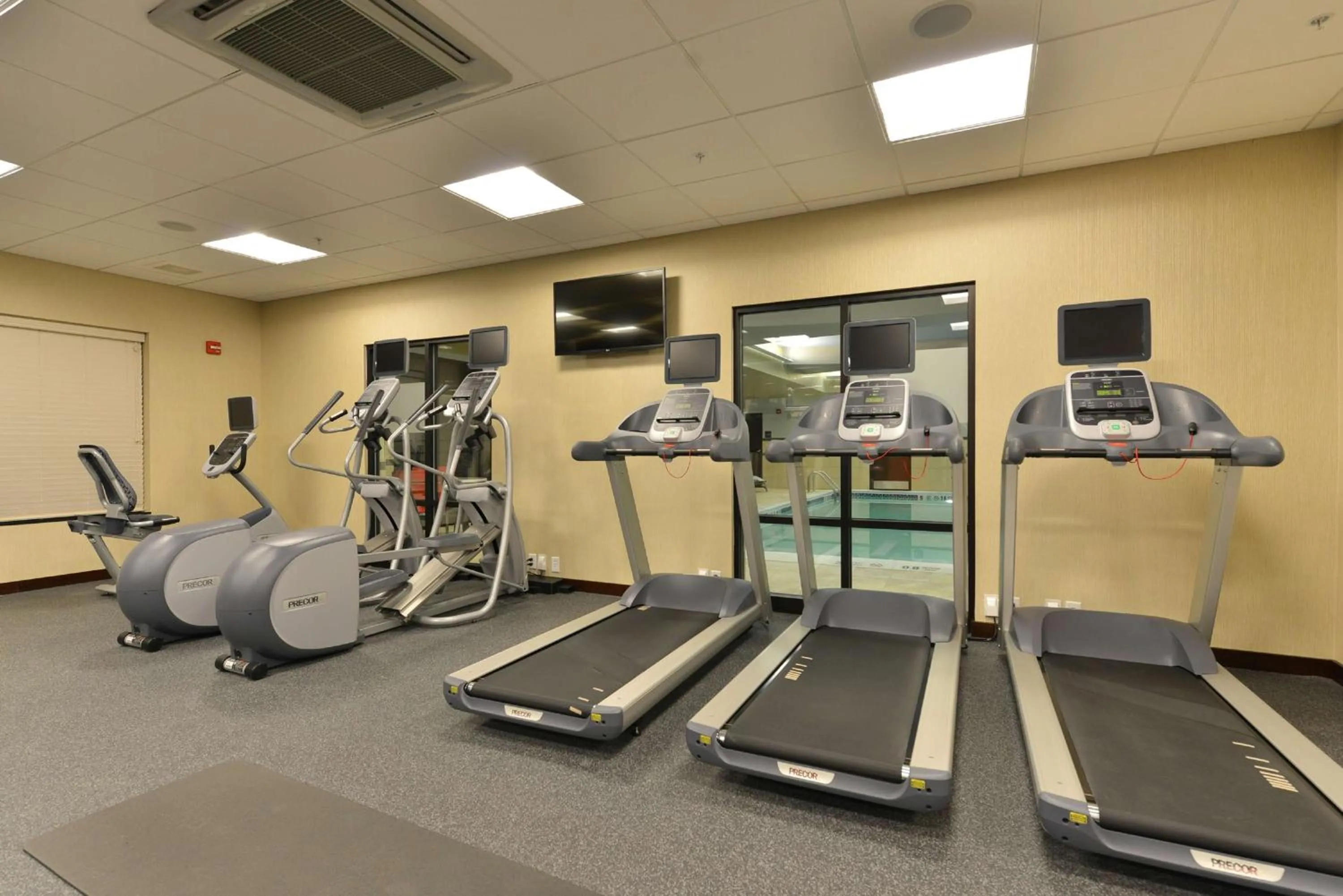 Fitness centre/facilities in Hampton Inn Corning/Painted Post
