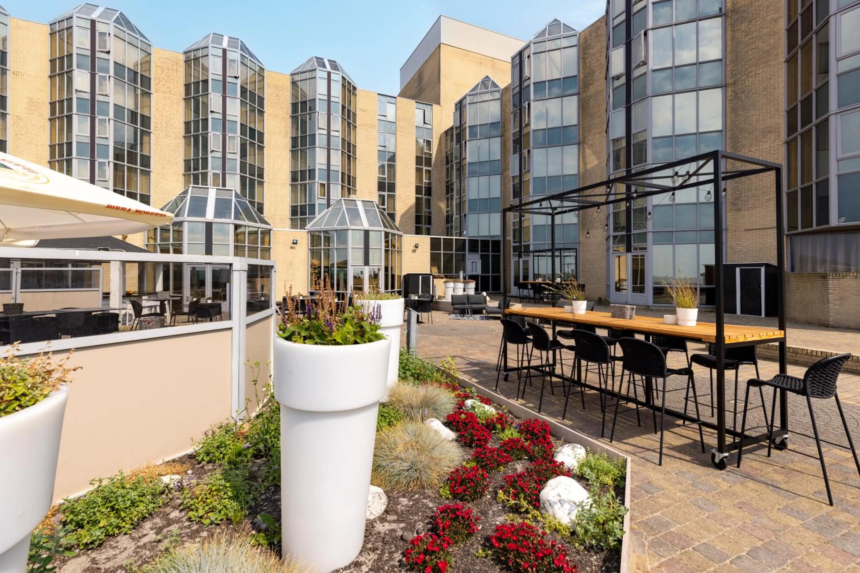 Patio in NH Zandvoort Hotel