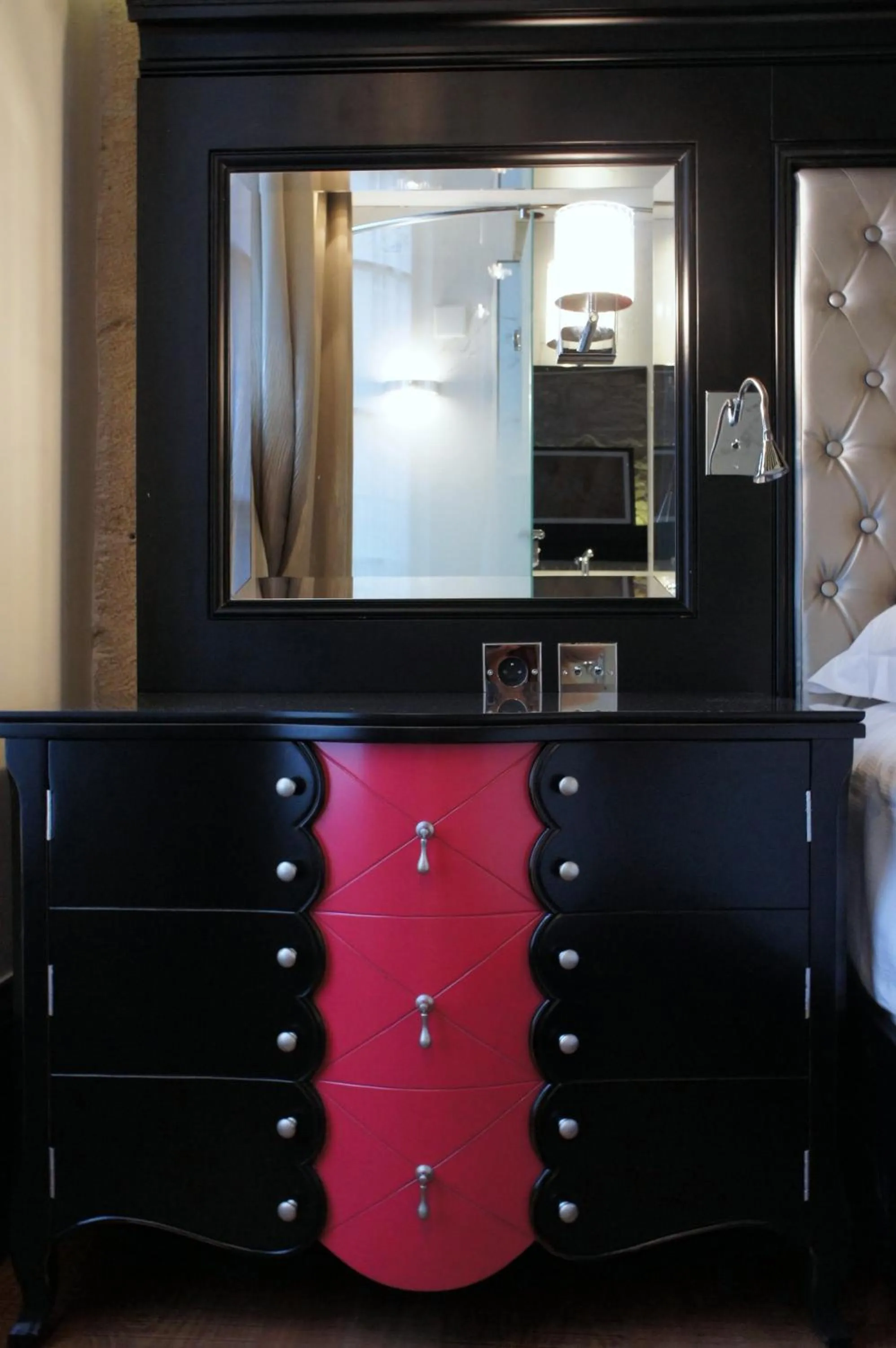 Decorative detail in Tonic Hotel Saint Germain des Prés