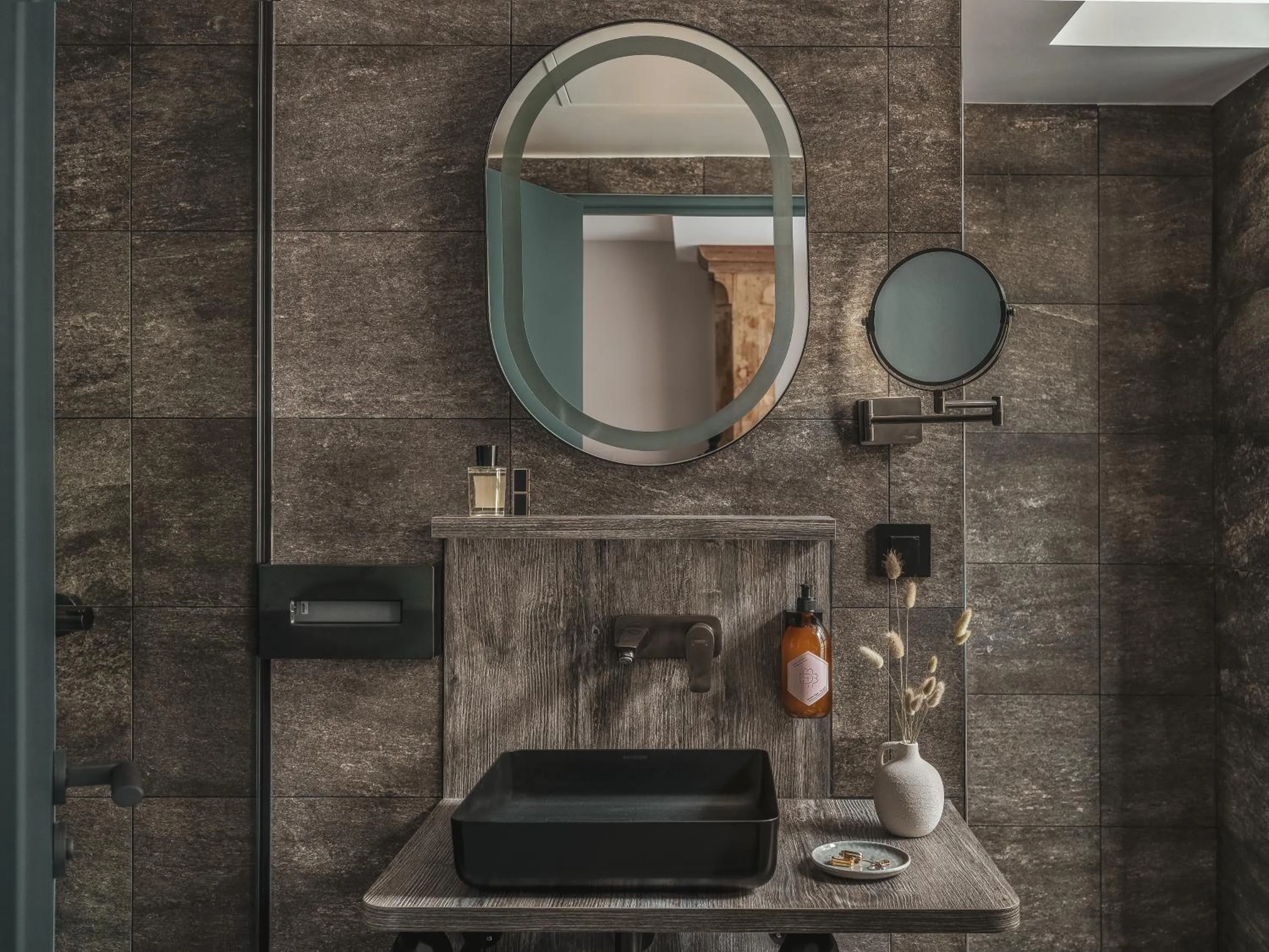 Bathroom in Boudoir des Muses