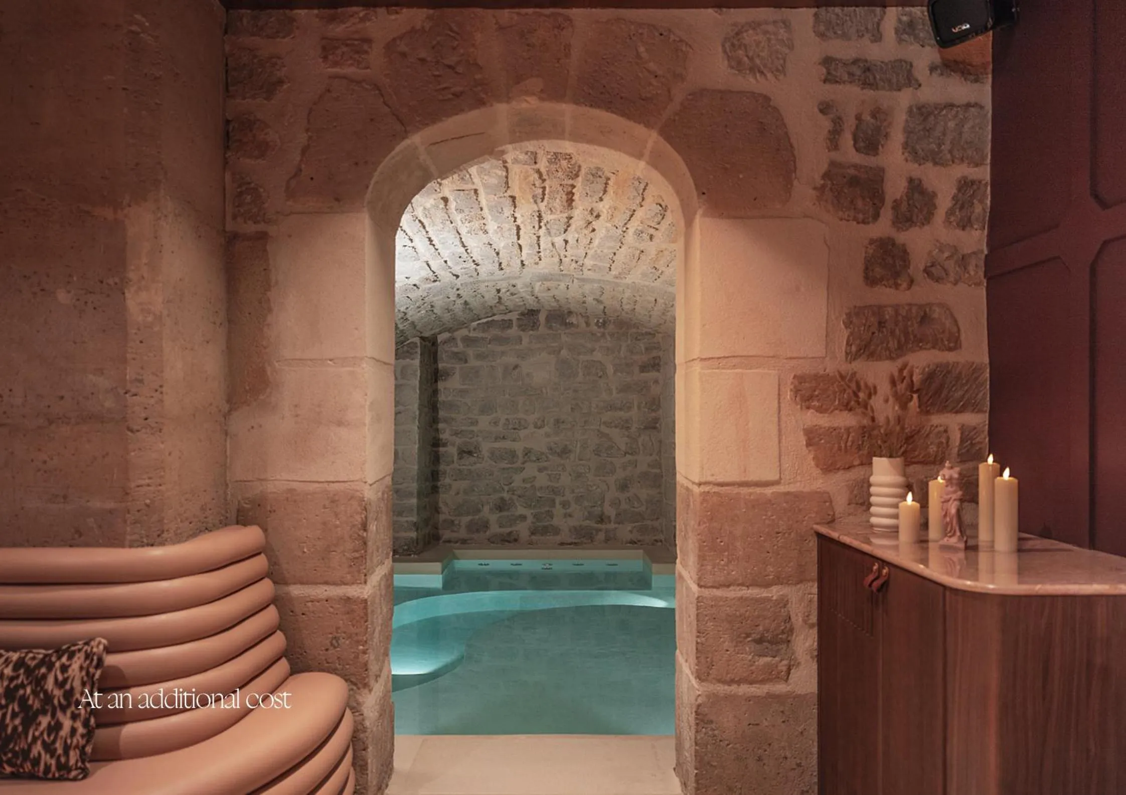 Hot Tub in Boudoir des Muses