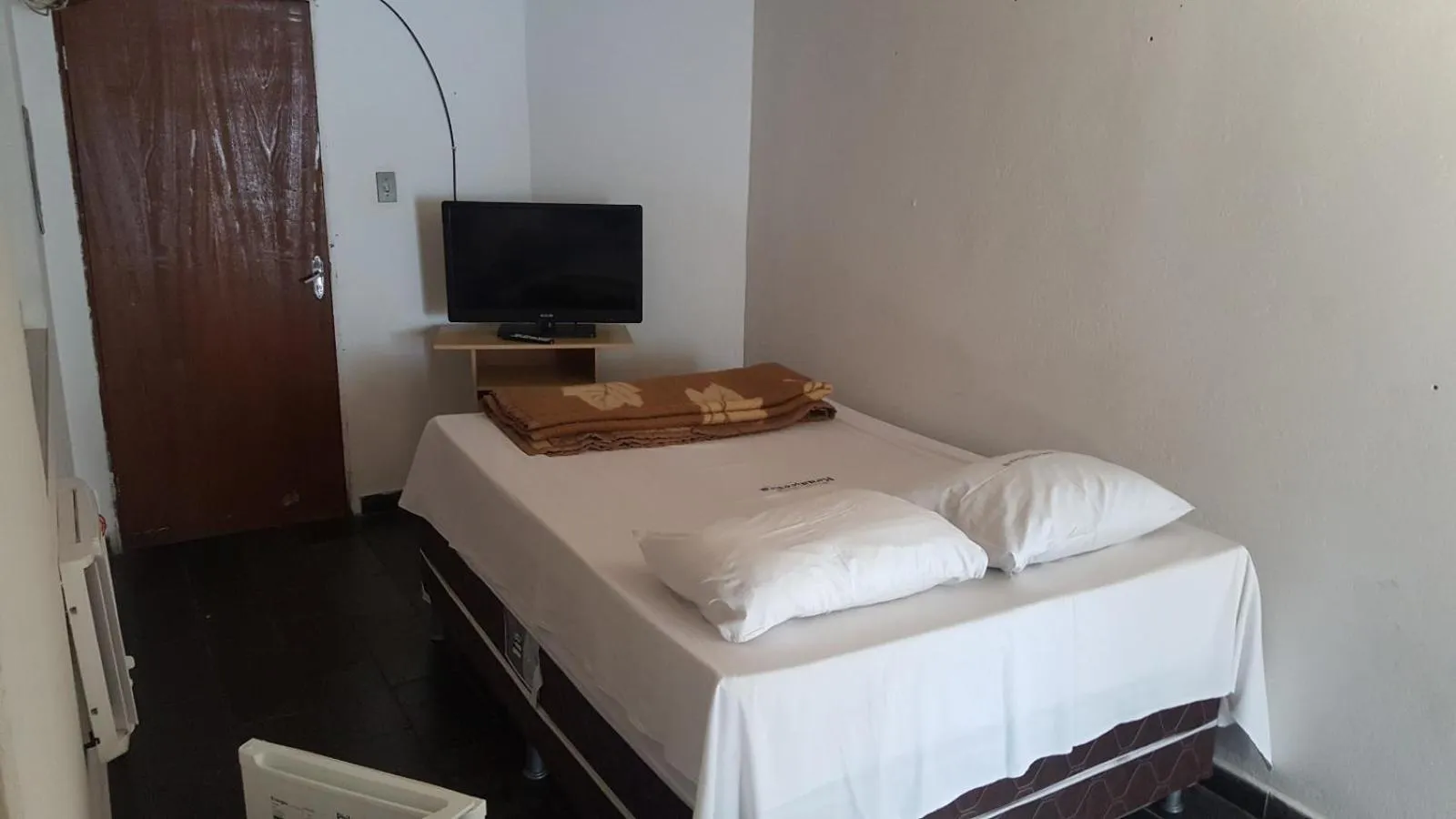 Bed in Hotel Estação Norte - Fácil acesso ao Imbel e o distrito industrial e colégio Militar - By Up Hotel